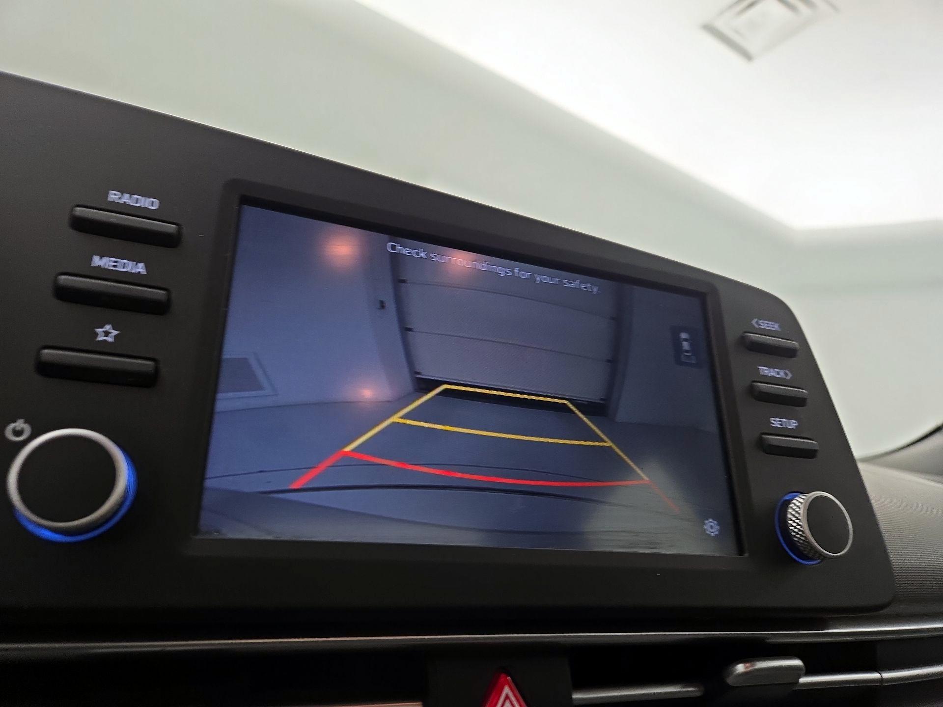Thumbnail: 2021 Hyundai Elantra - 12