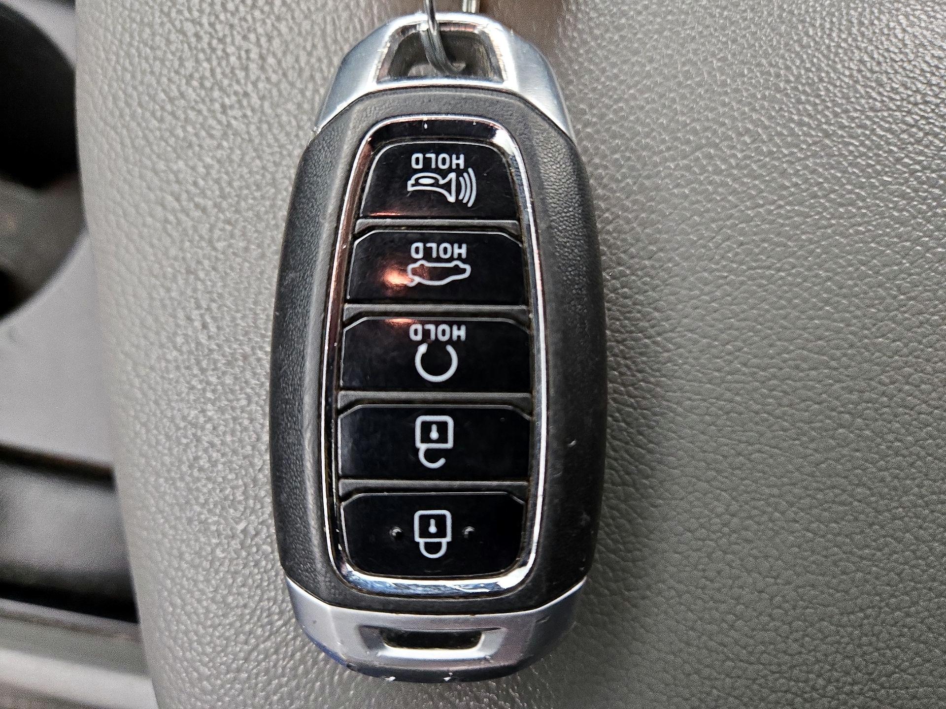 Thumbnail: 2021 Hyundai Elantra - 20