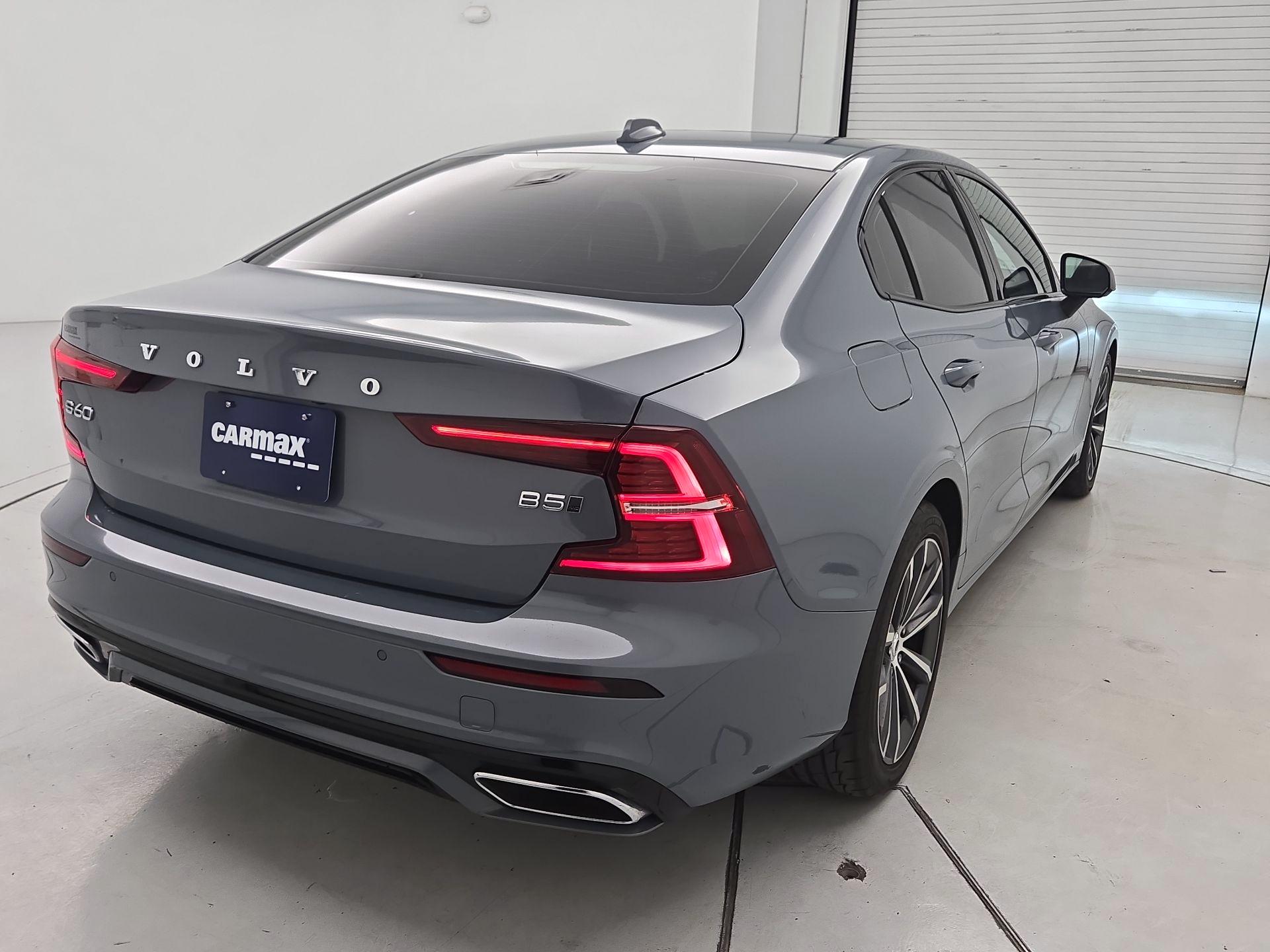 Thumbnail: 2022 Volvo S60 - 5