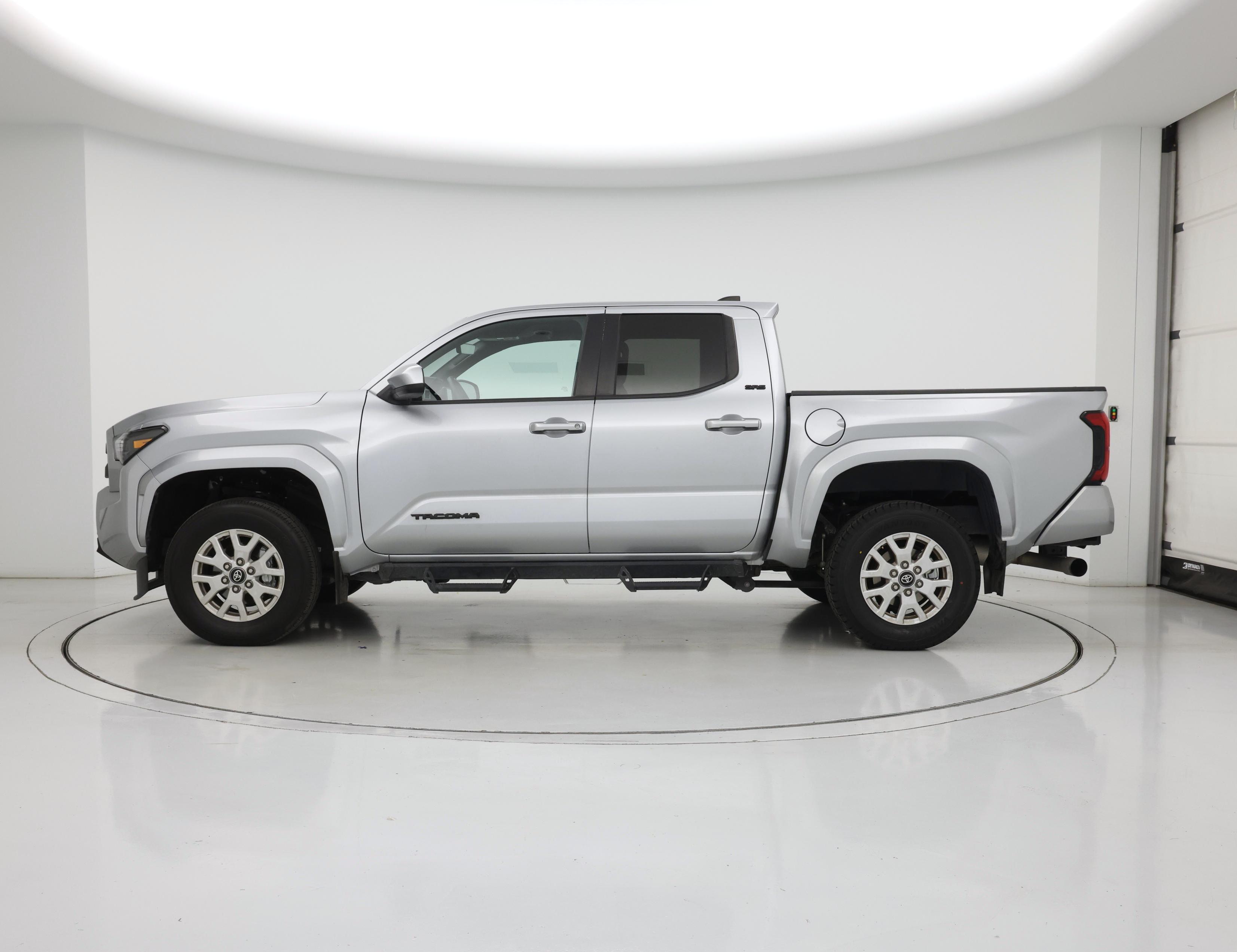 Thumbnail: 2024 Toyota Tacoma - 3