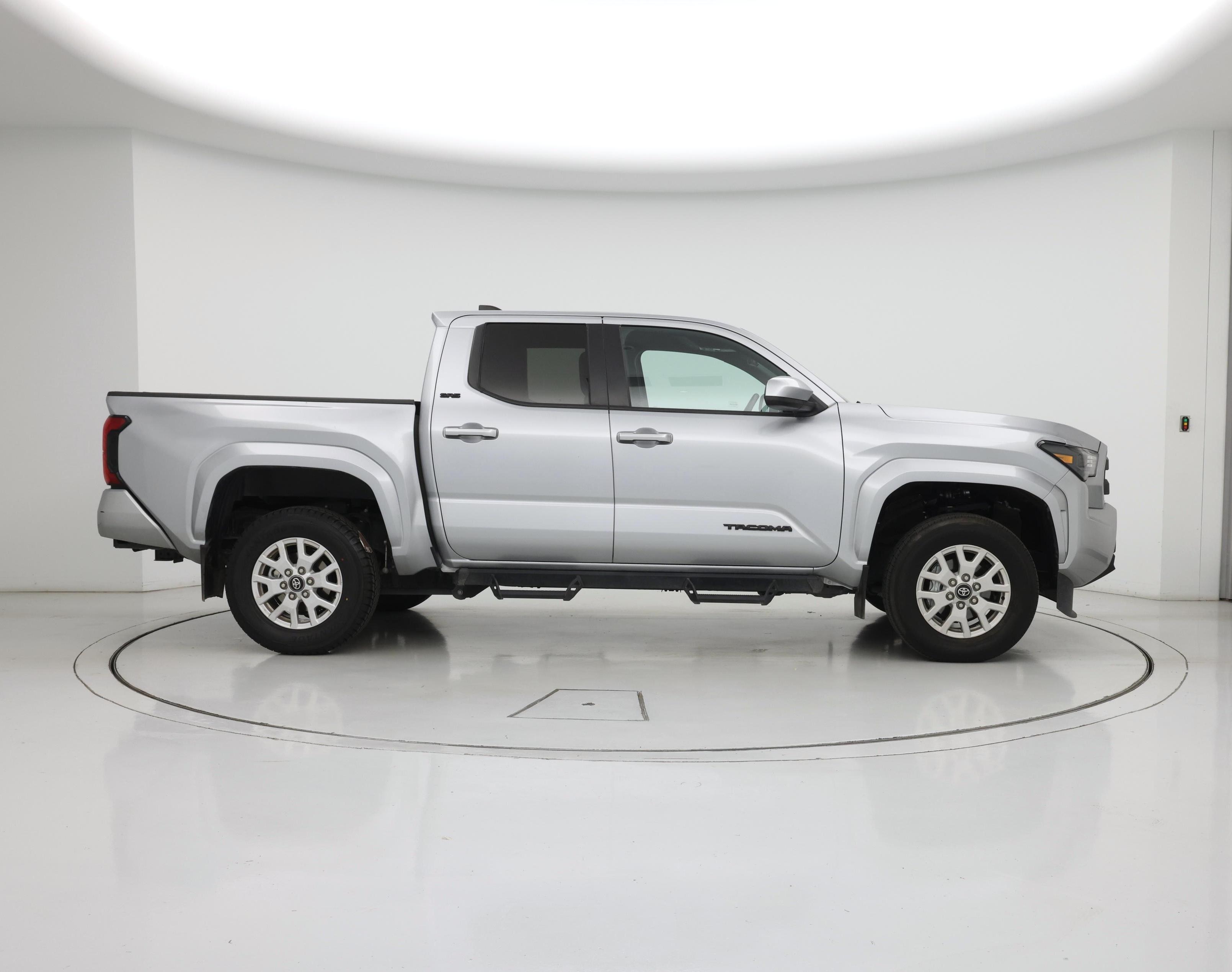 Thumbnail: 2024 Toyota Tacoma - 7