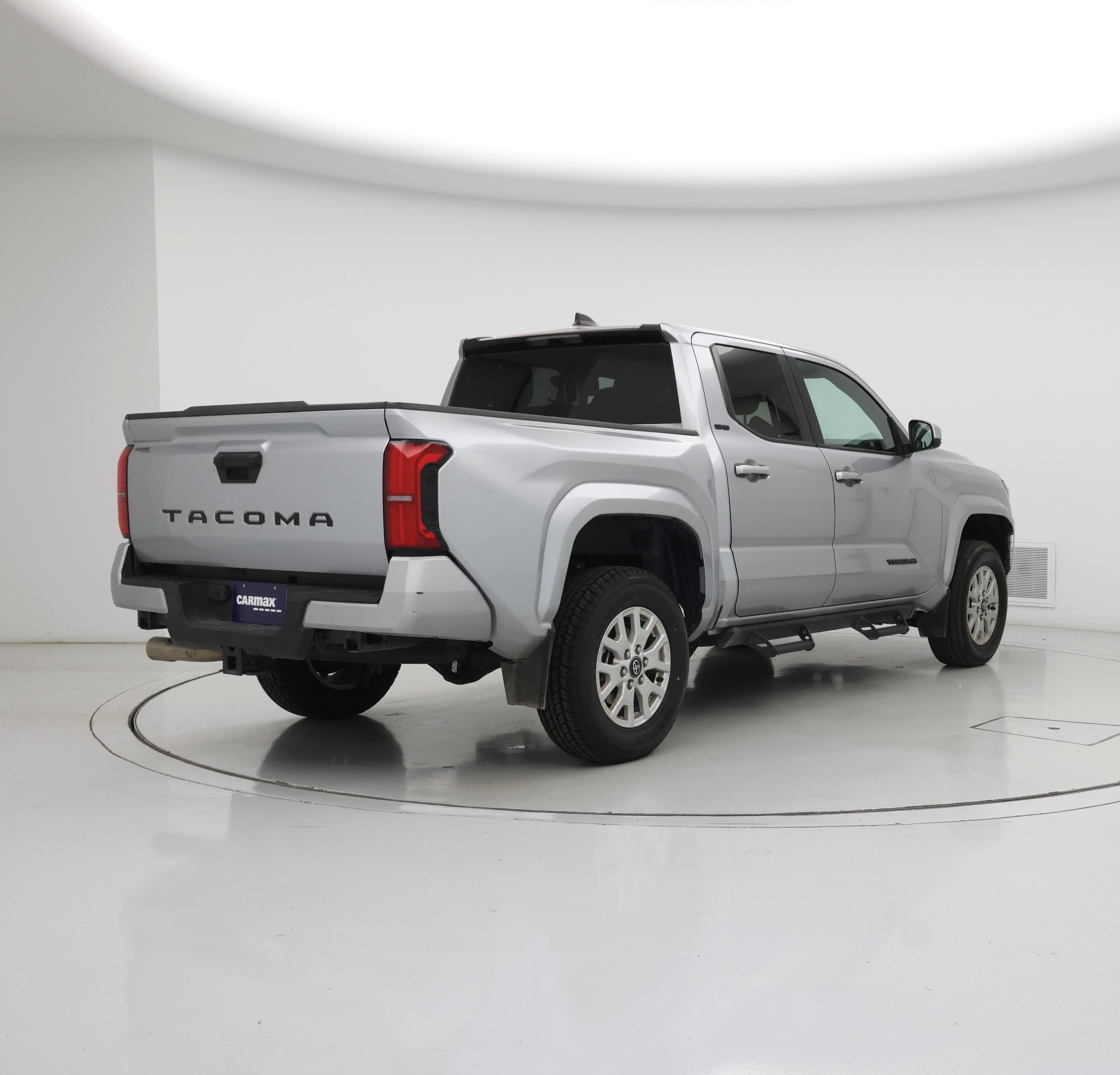 Thumbnail: 2024 Toyota Tacoma - 8
