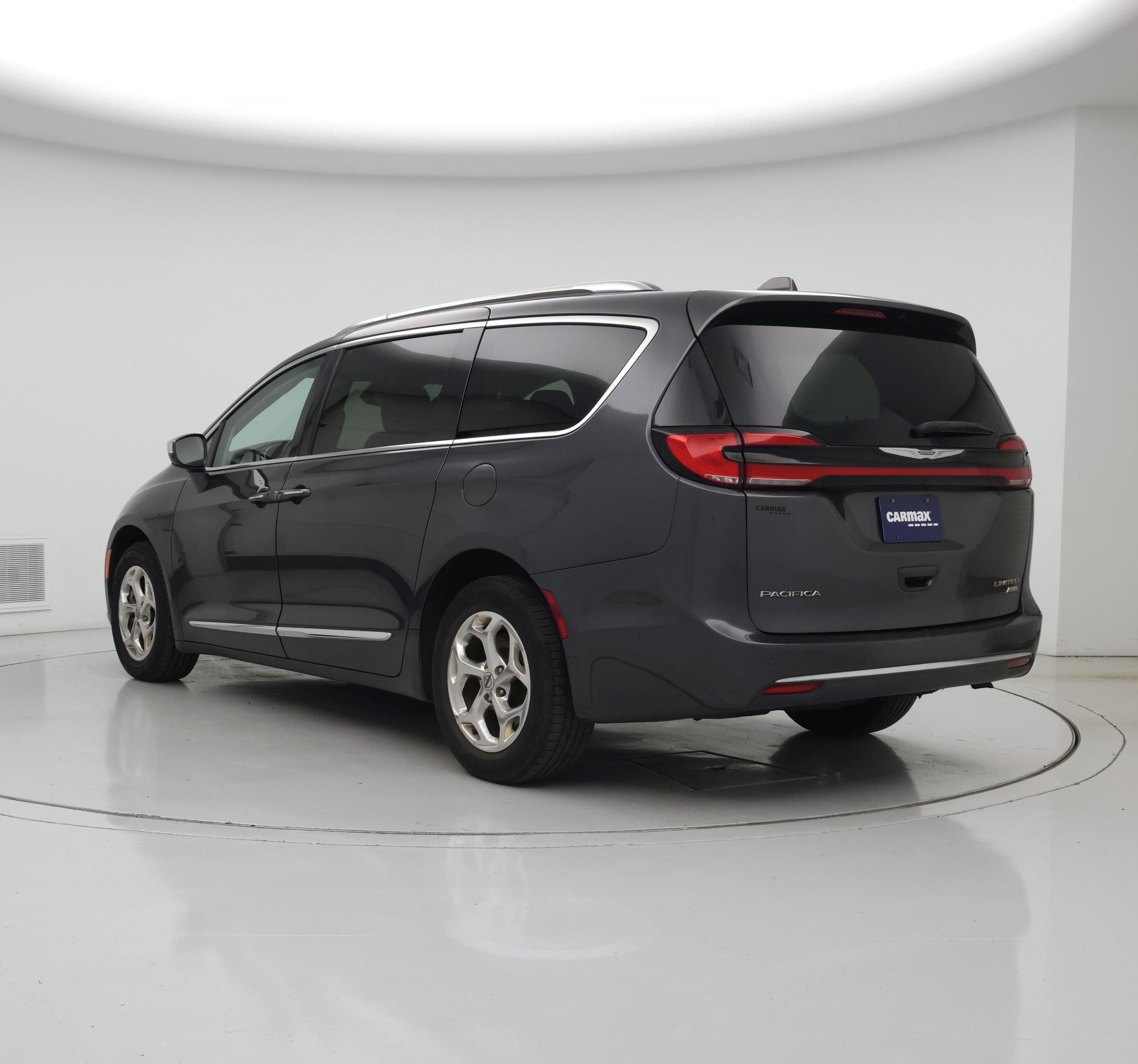Thumbnail: 2021 Chrysler Pacifica - 2