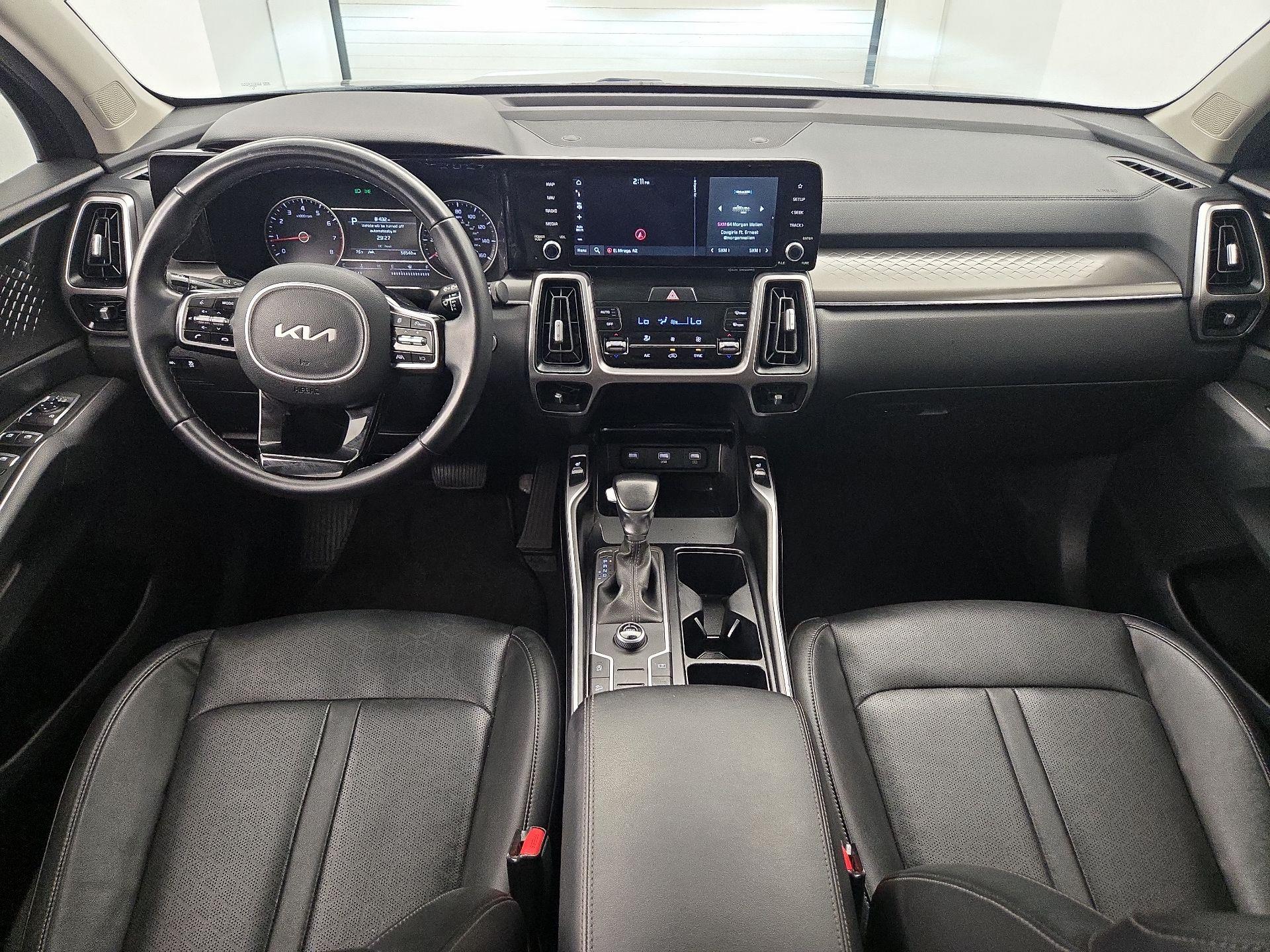 Thumbnail: 2022 Kia Sorento - 9