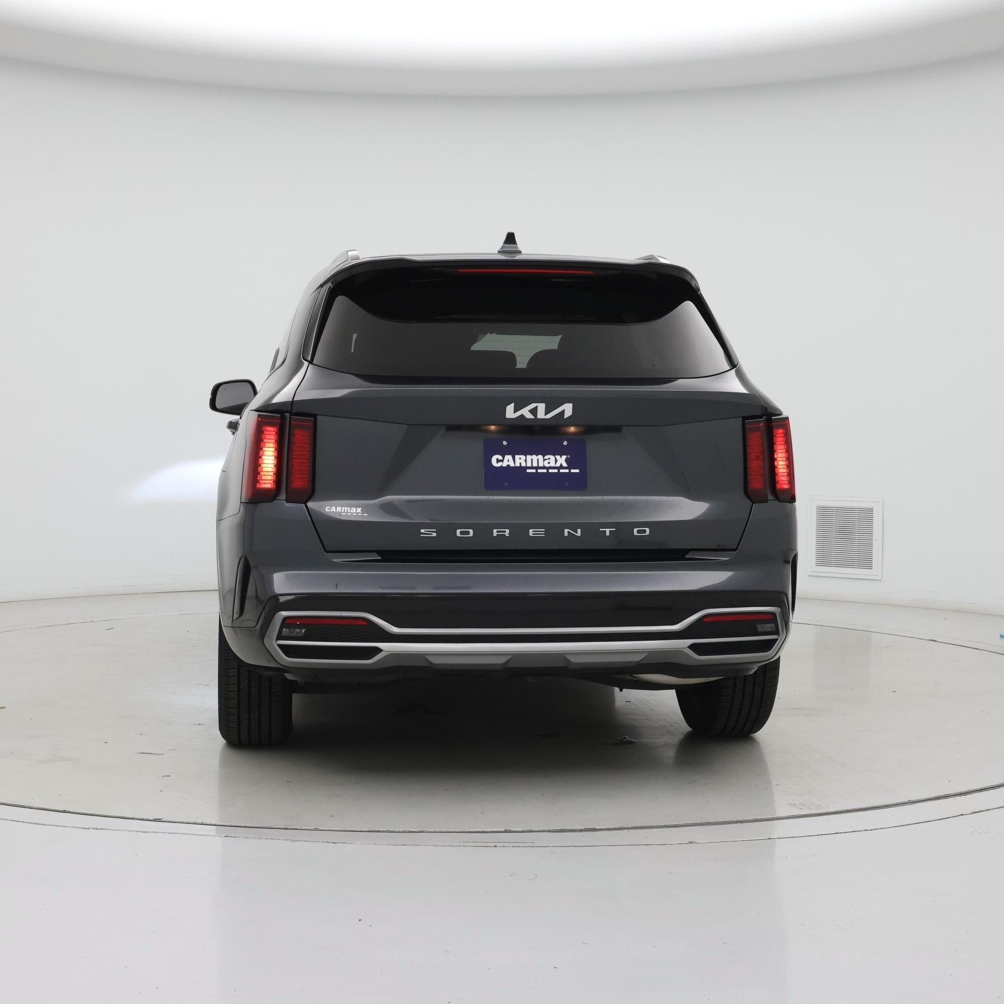 Thumbnail: 2022 Kia Sorento - 6