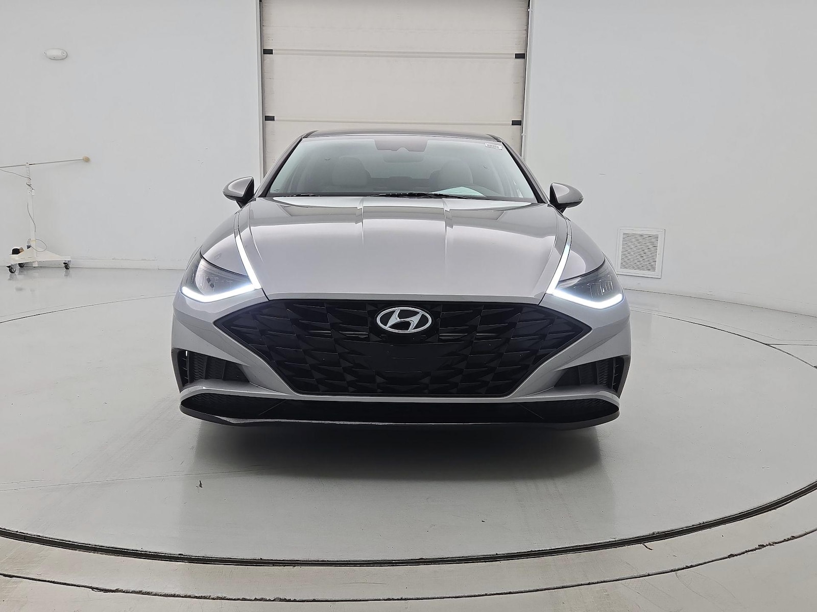 2023 Hyundai Sonata SEL - Photo 2