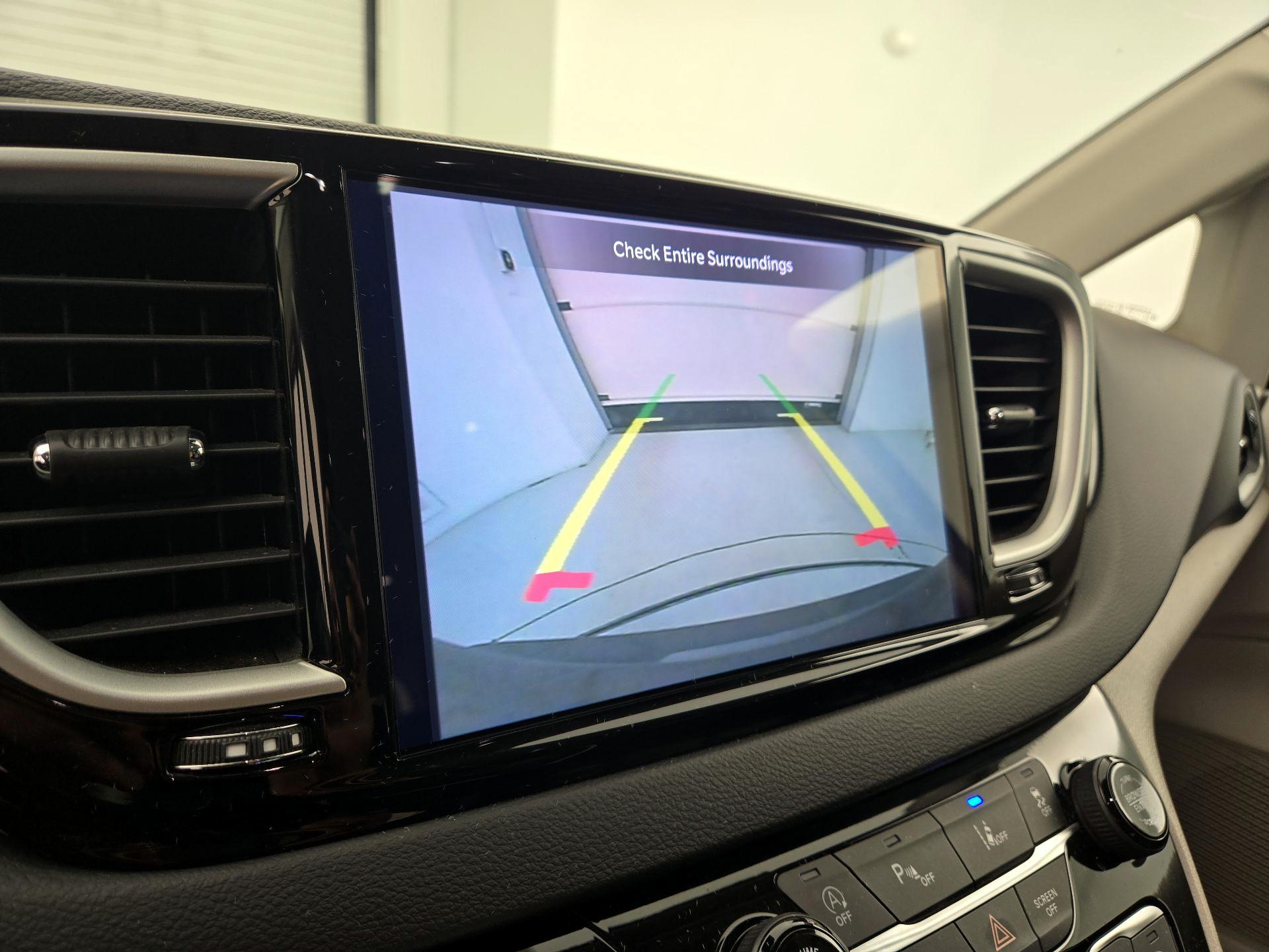 Thumbnail: 2023 Chrysler Pacifica - 14