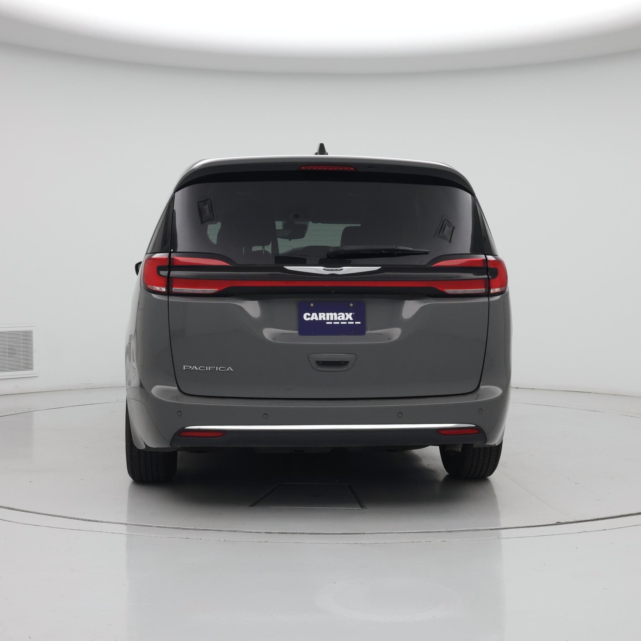 Thumbnail: 2023 Chrysler Pacifica - 6