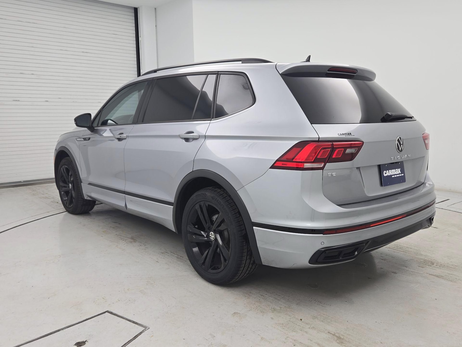 2023 Volkswagen Tiguan SE R-LINE BLACK - Photo 7