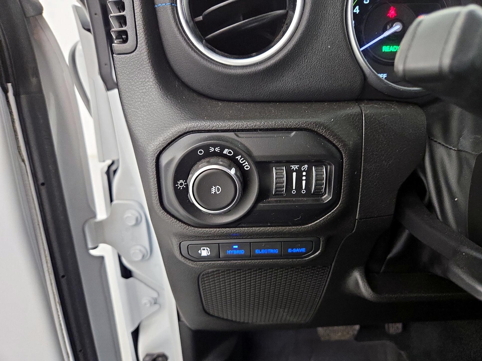 2022 Jeep Wrangler Unlimited Rubicon 4XE - Photo 12