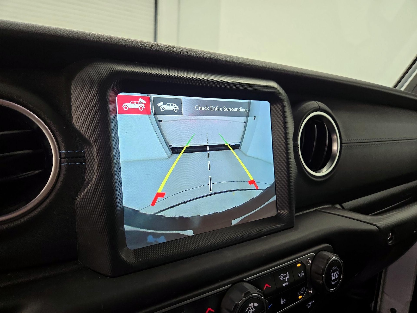 2022 Jeep Wrangler Unlimited Rubicon 4XE - Photo 14