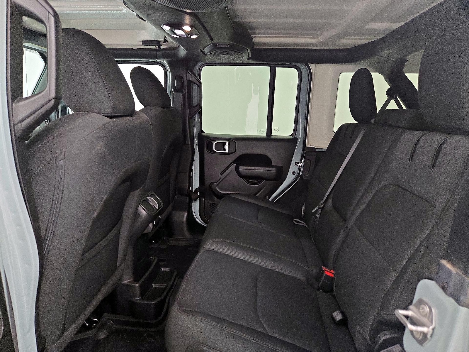 2023 Jeep Wrangler 4xe Willys 4XE - Photo 21