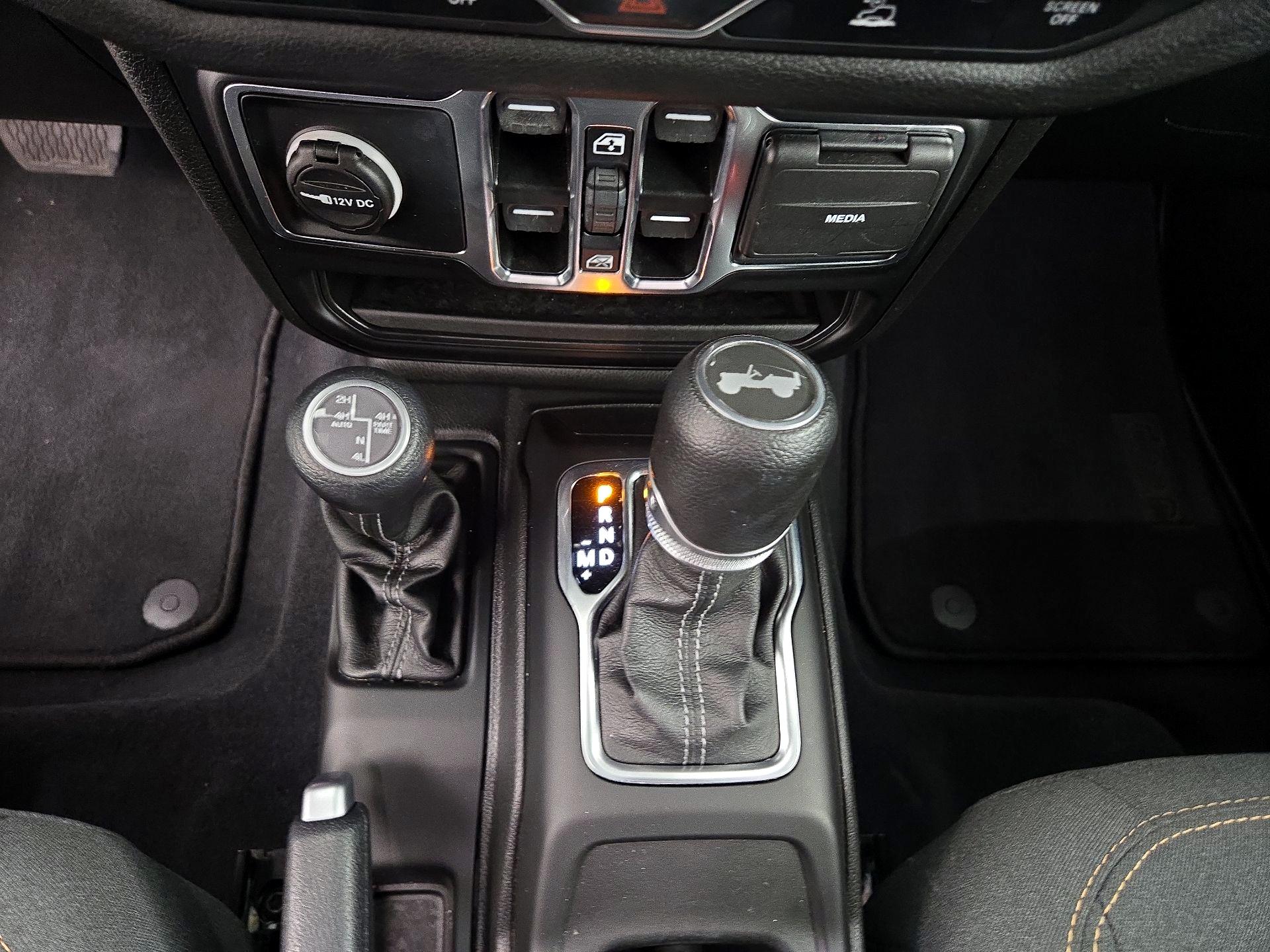 Thumbnail: 2024 Jeep Wrangler - 15