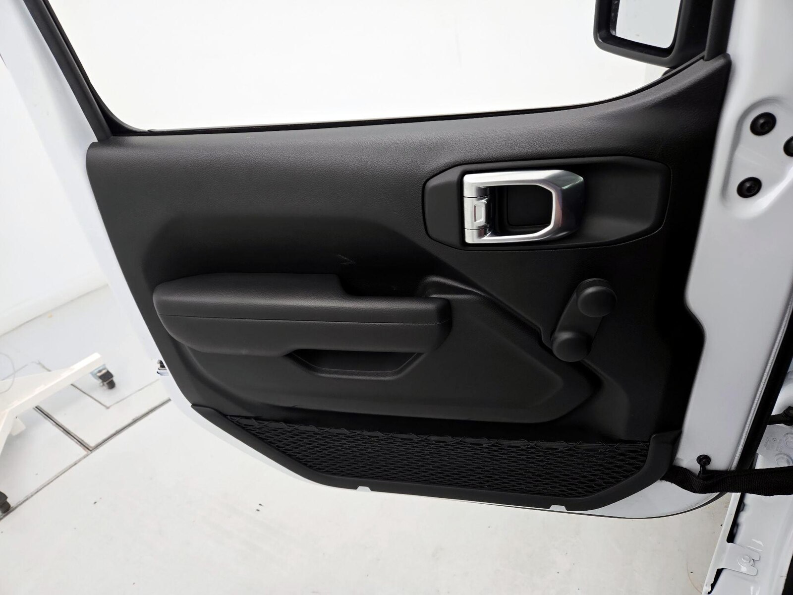 2024 Jeep Wrangler 4-Door Sport - Photo 11