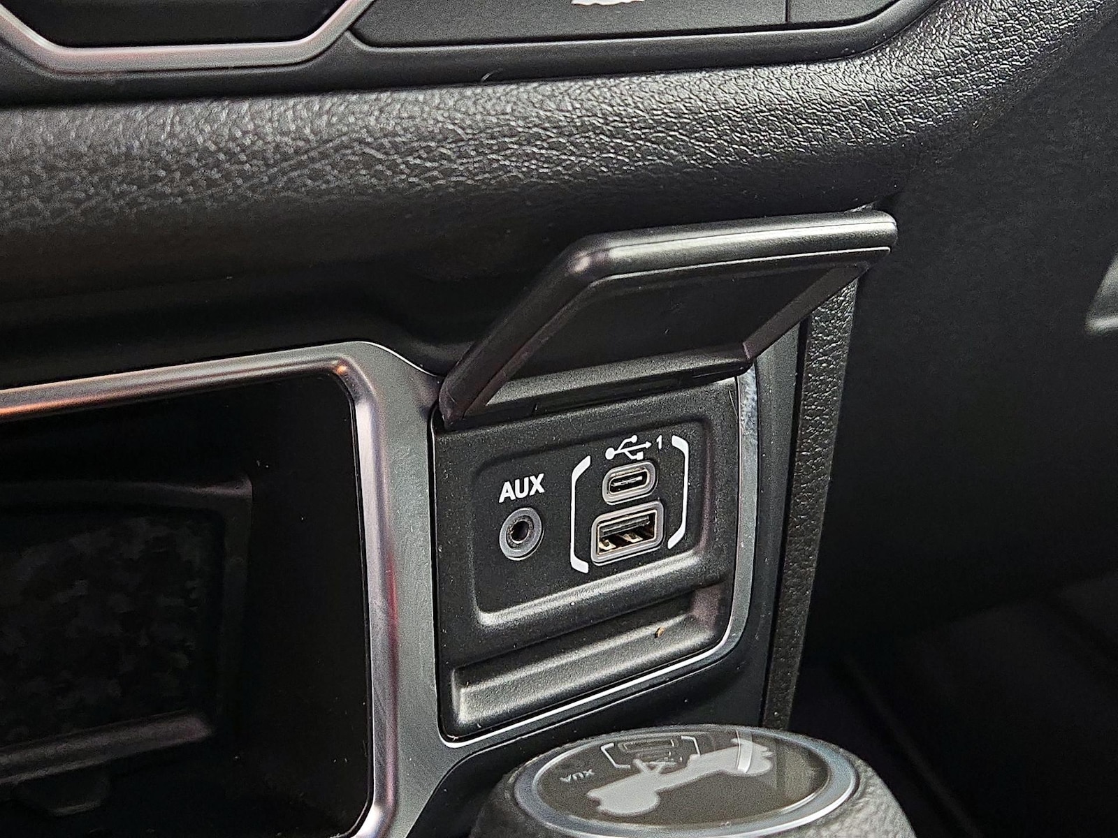 2024 Jeep Wrangler 4-Door Sport - Photo 17