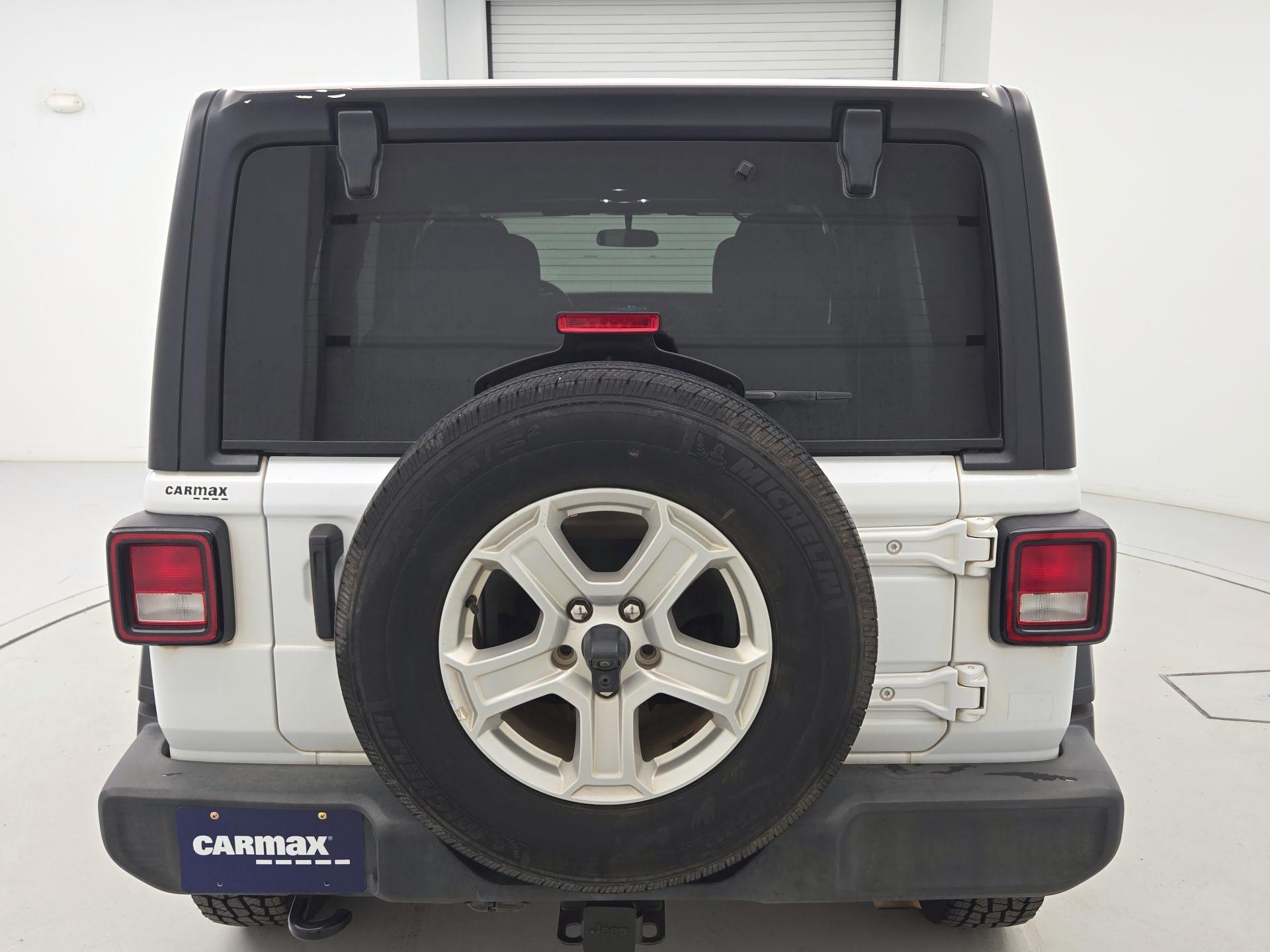 Thumbnail: 2023 Jeep Wrangler - 6