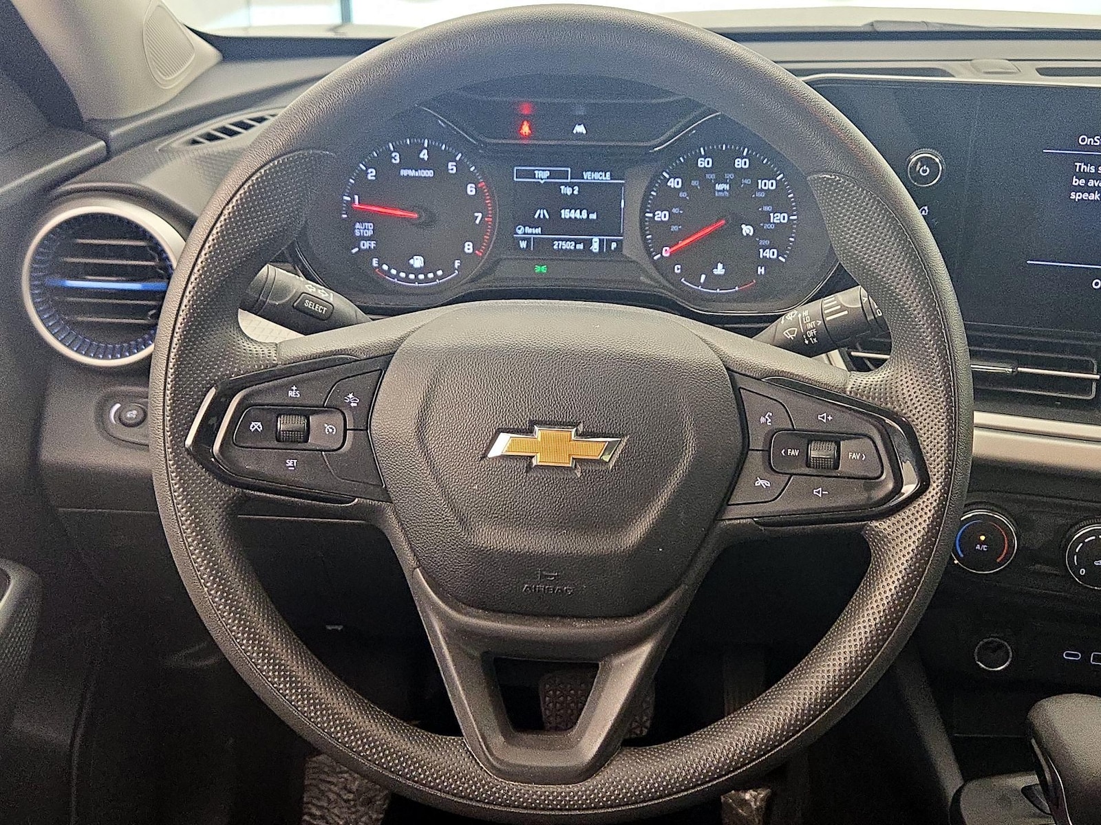 2025 Chevrolet Trax LS - Photo 11