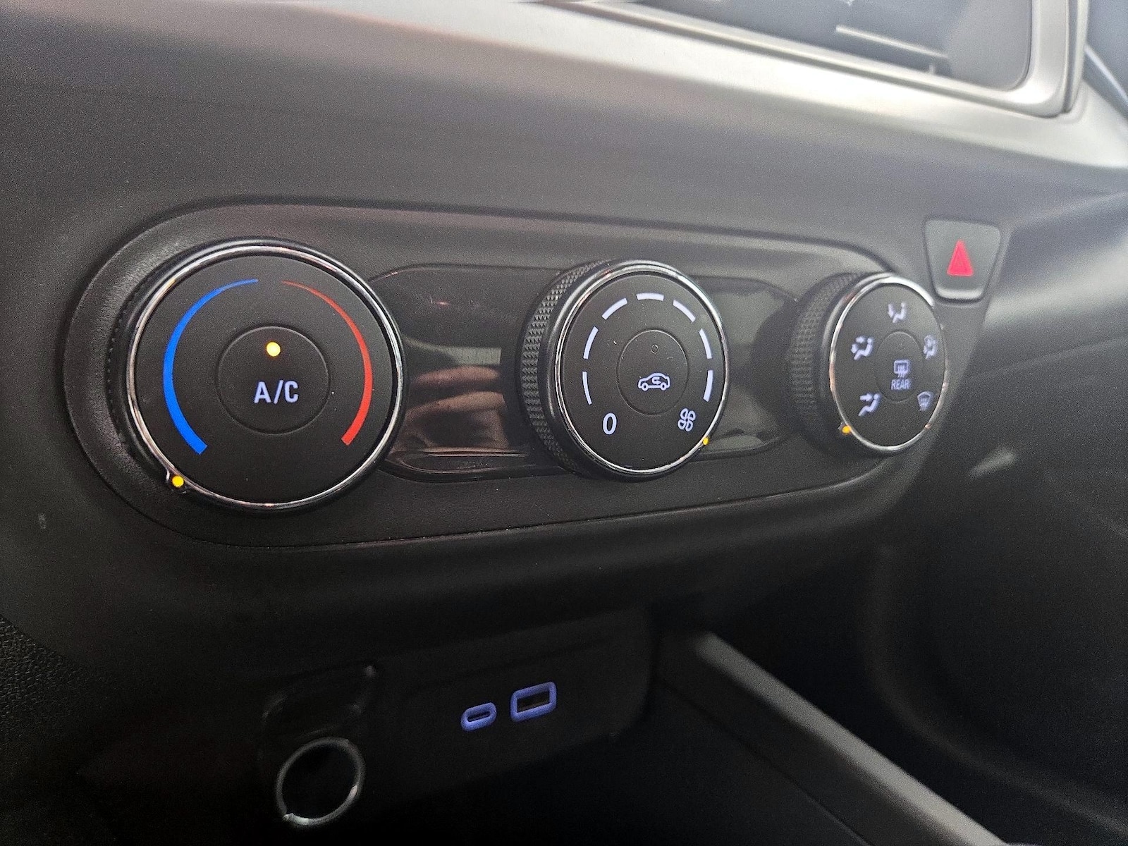 2025 Chevrolet Trax LS - Photo 17