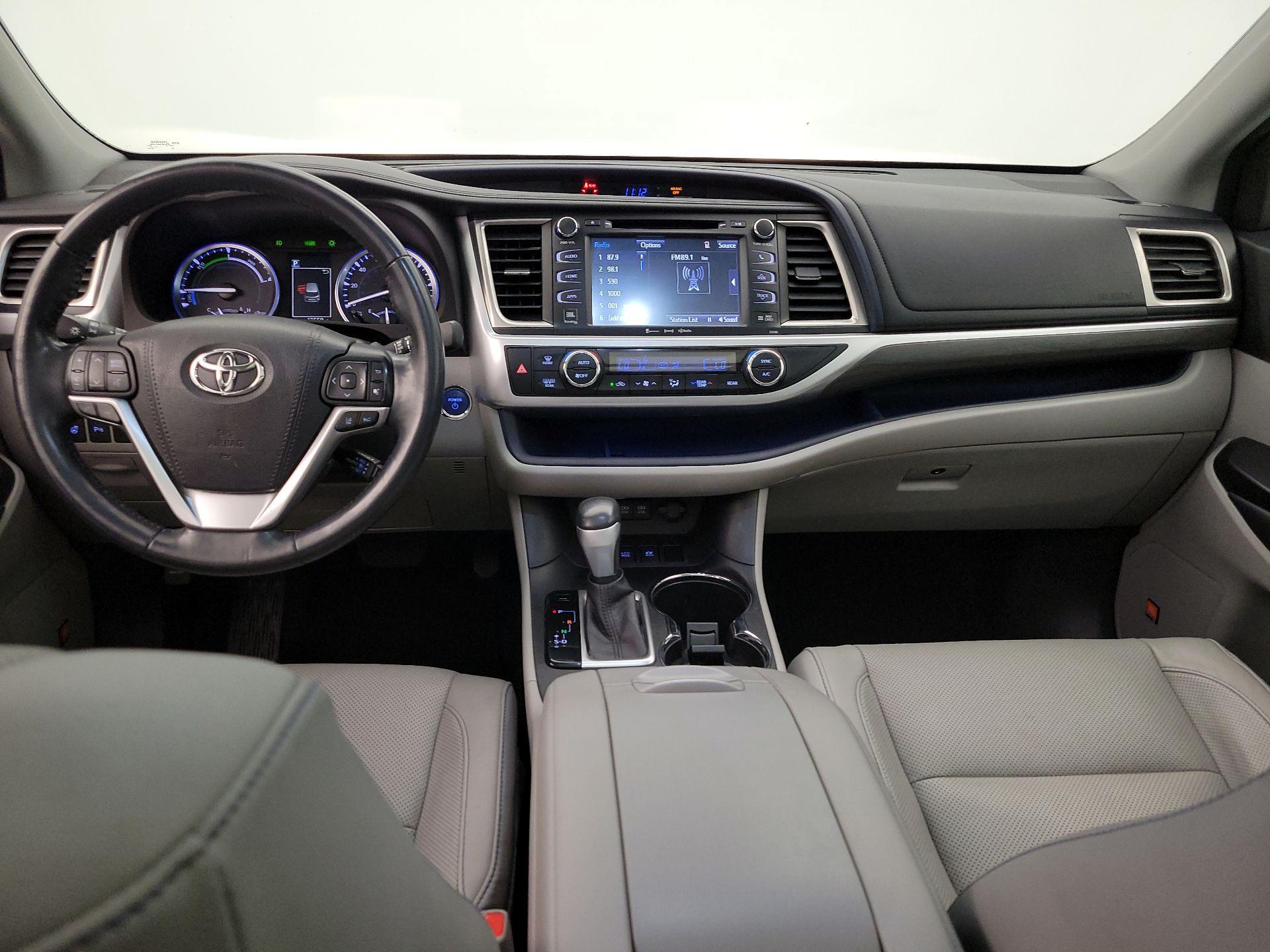 Thumbnail: 2017 Toyota Highlander - 9