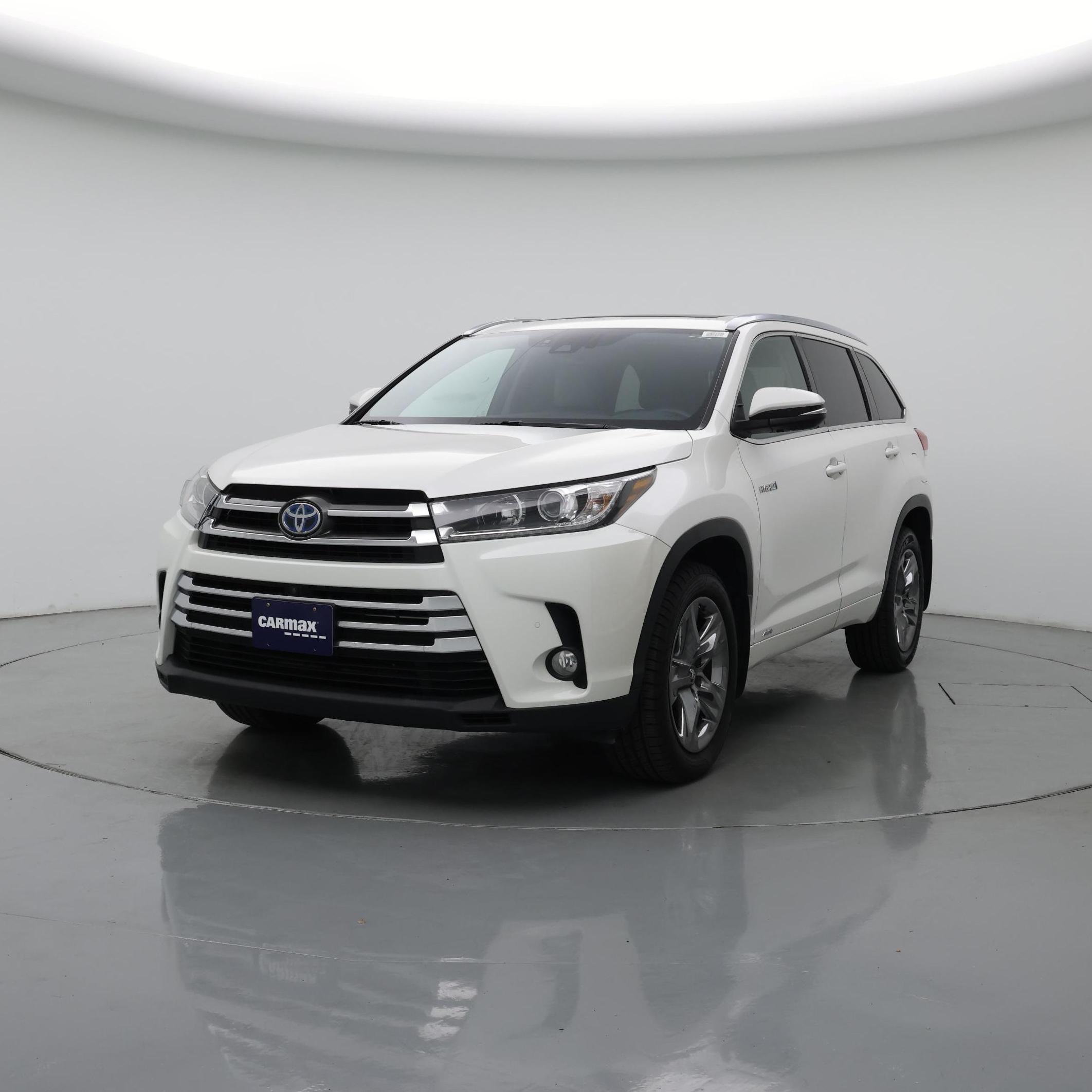 Thumbnail: 2017 Toyota Highlander - 4