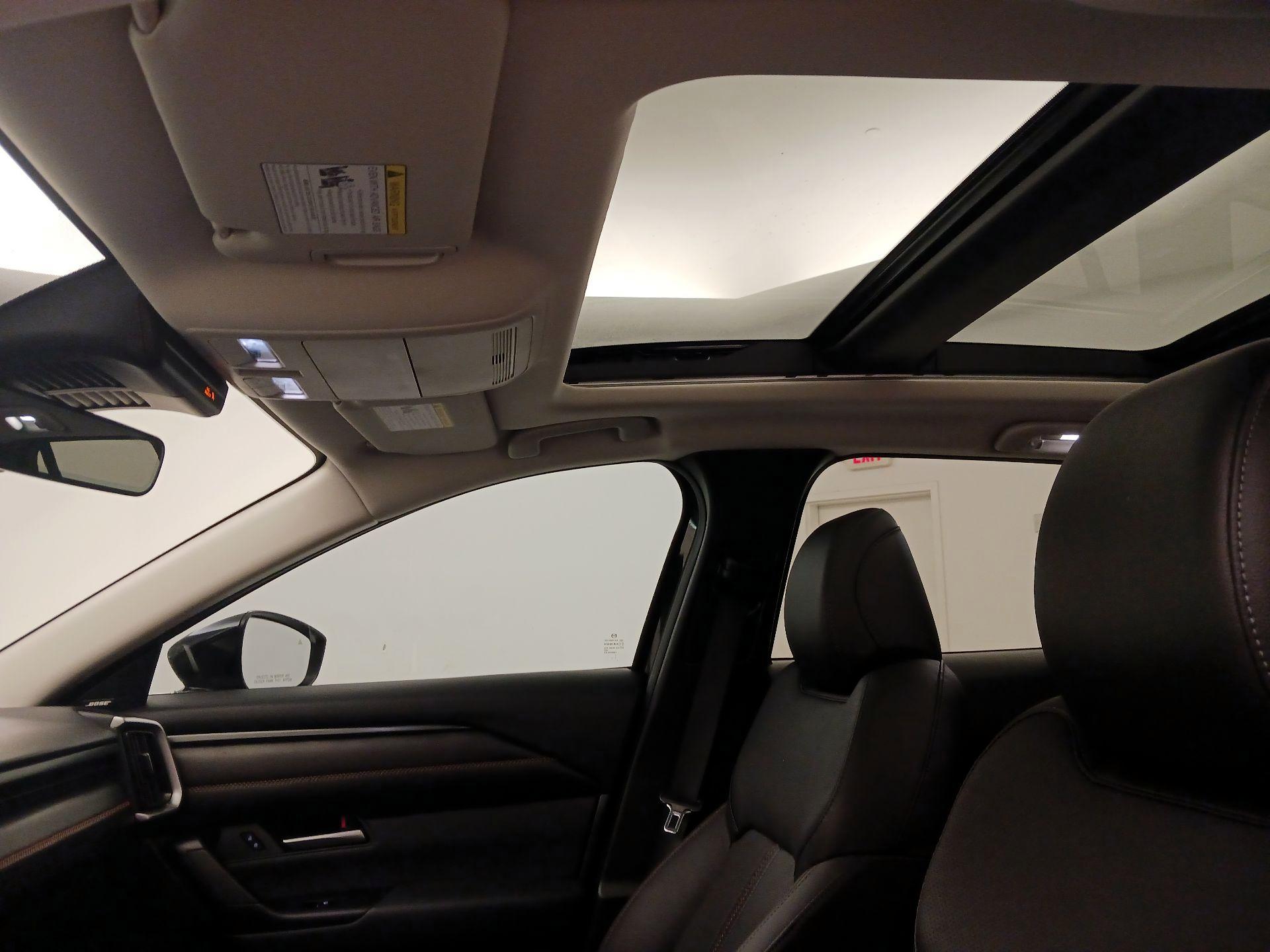Thumbnail: 2025 Mazda CX-50 - 18