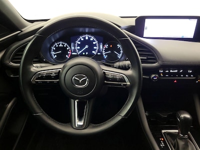 Steering Wheel & Instrument Cluster (On)