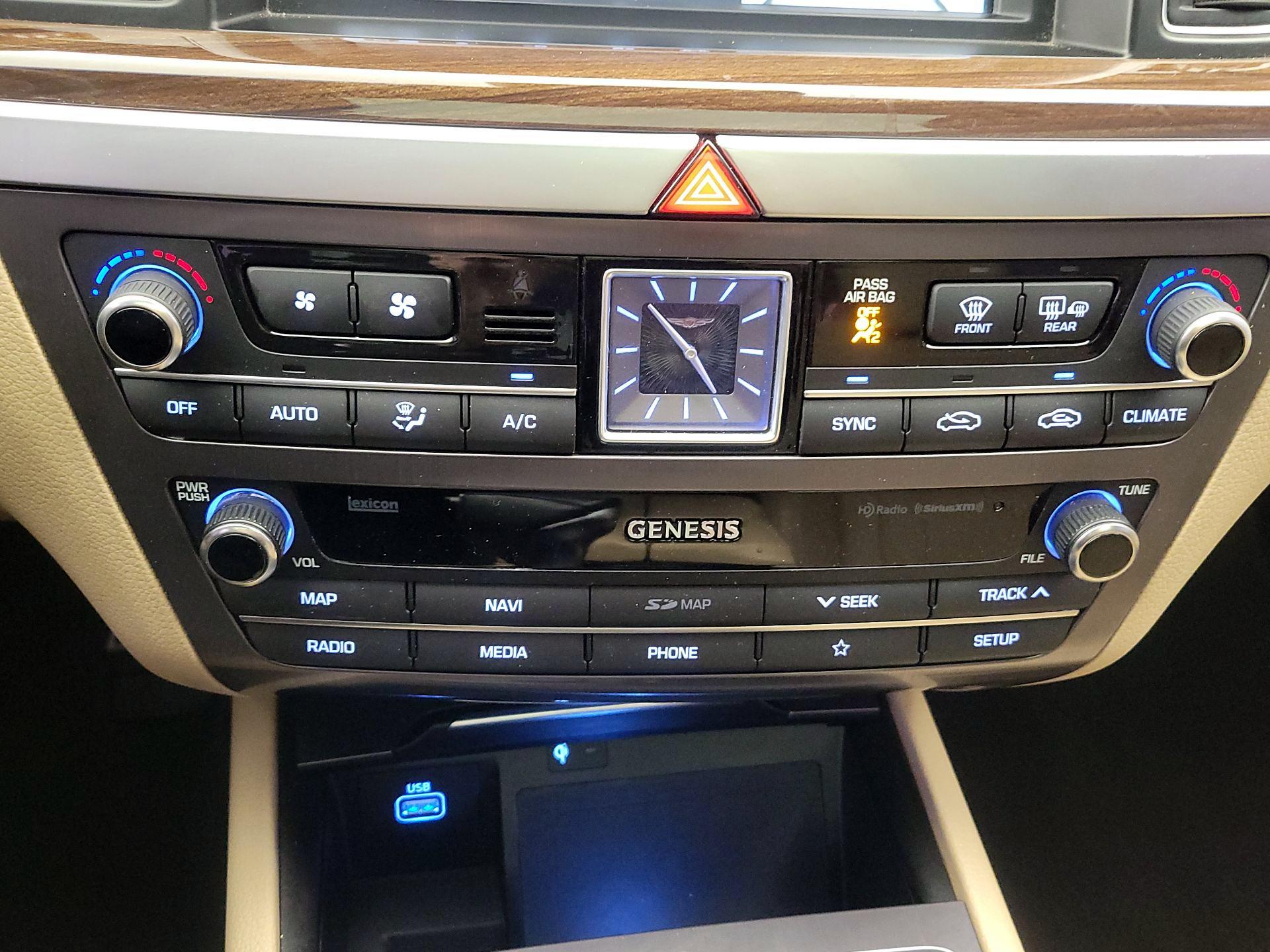 Thumbnail: 2020 Genesis G80 - 17