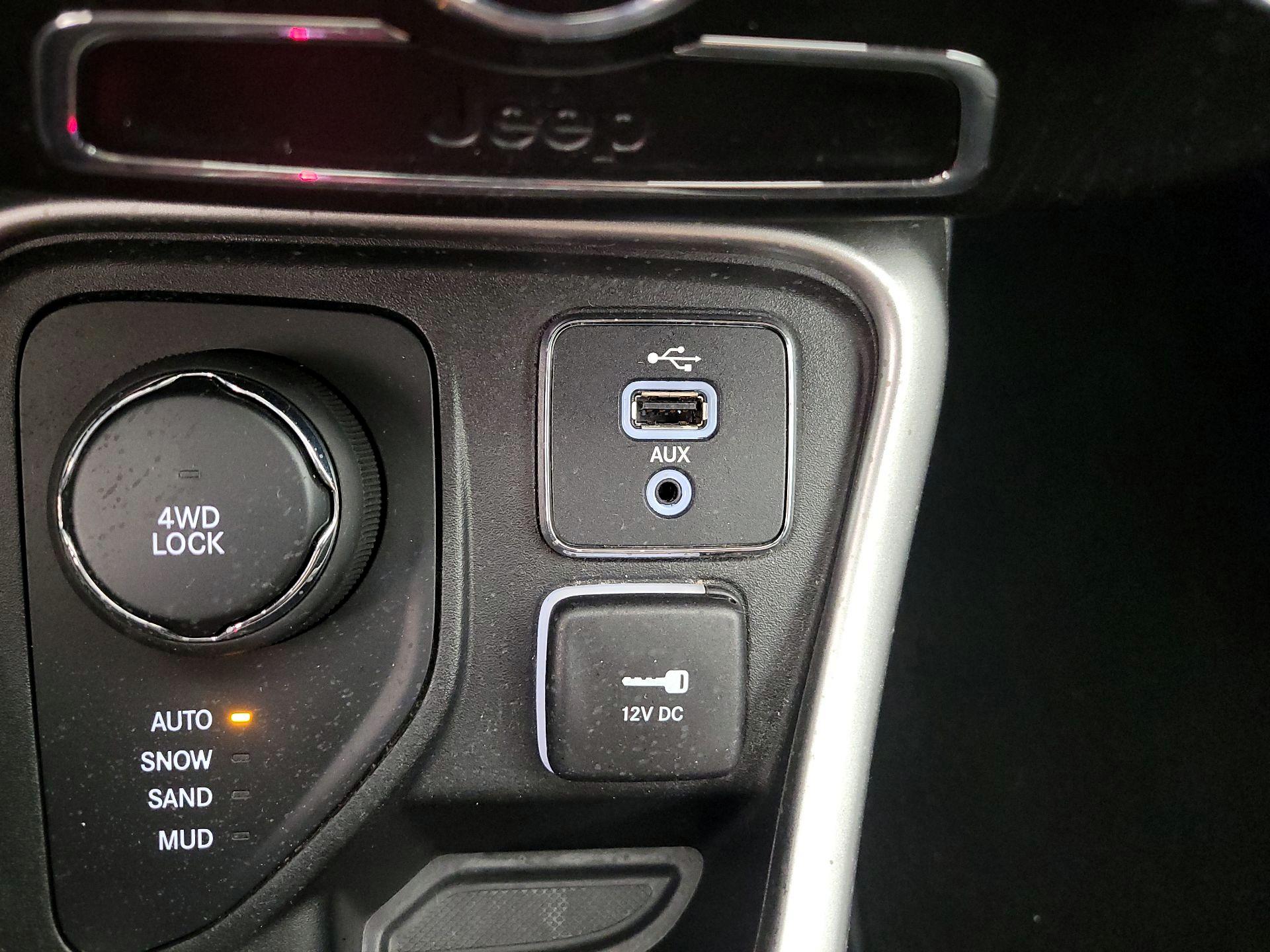 Thumbnail: 2018 Jeep Compass - 19