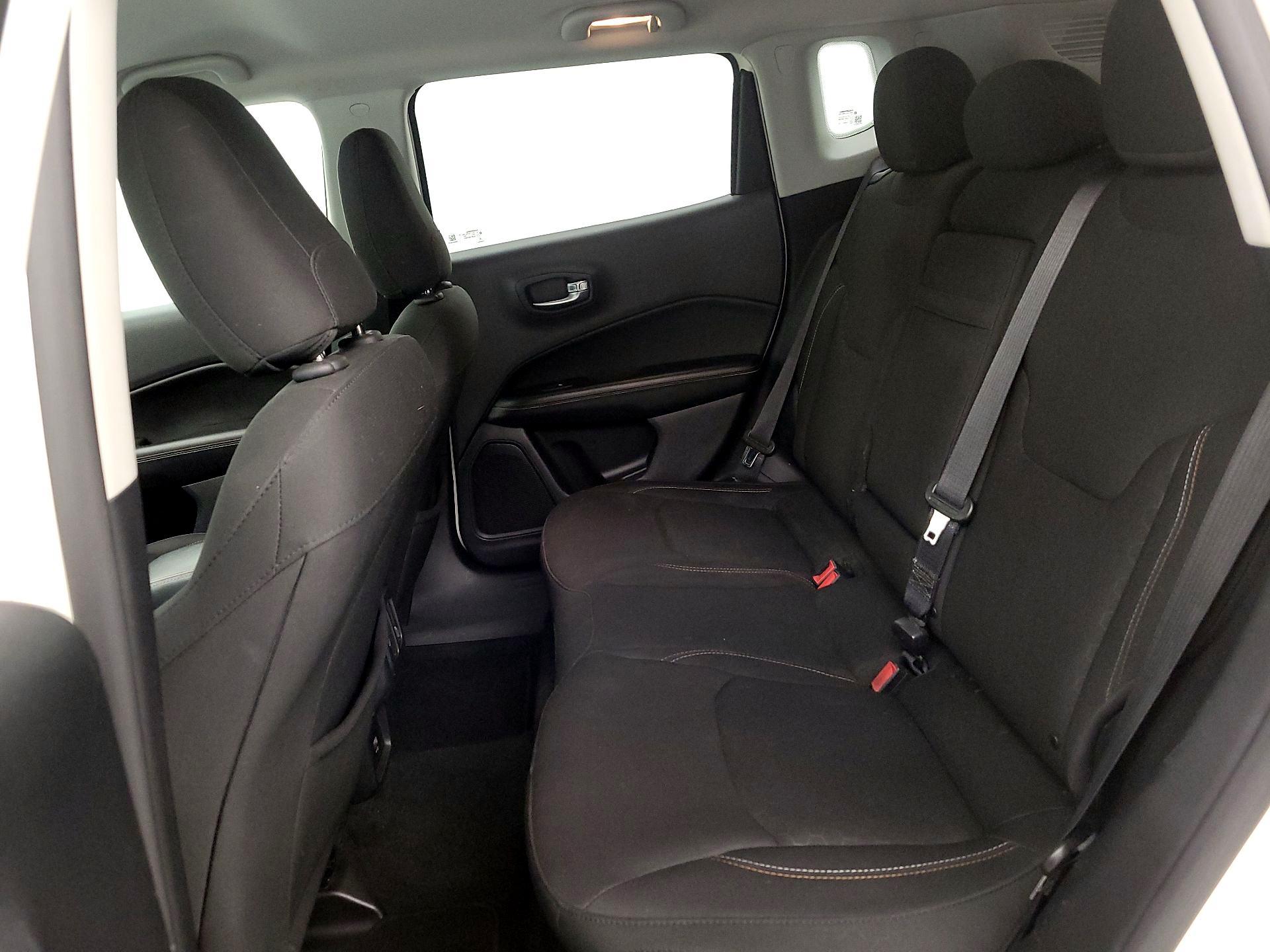 Thumbnail: 2018 Jeep Compass - 20
