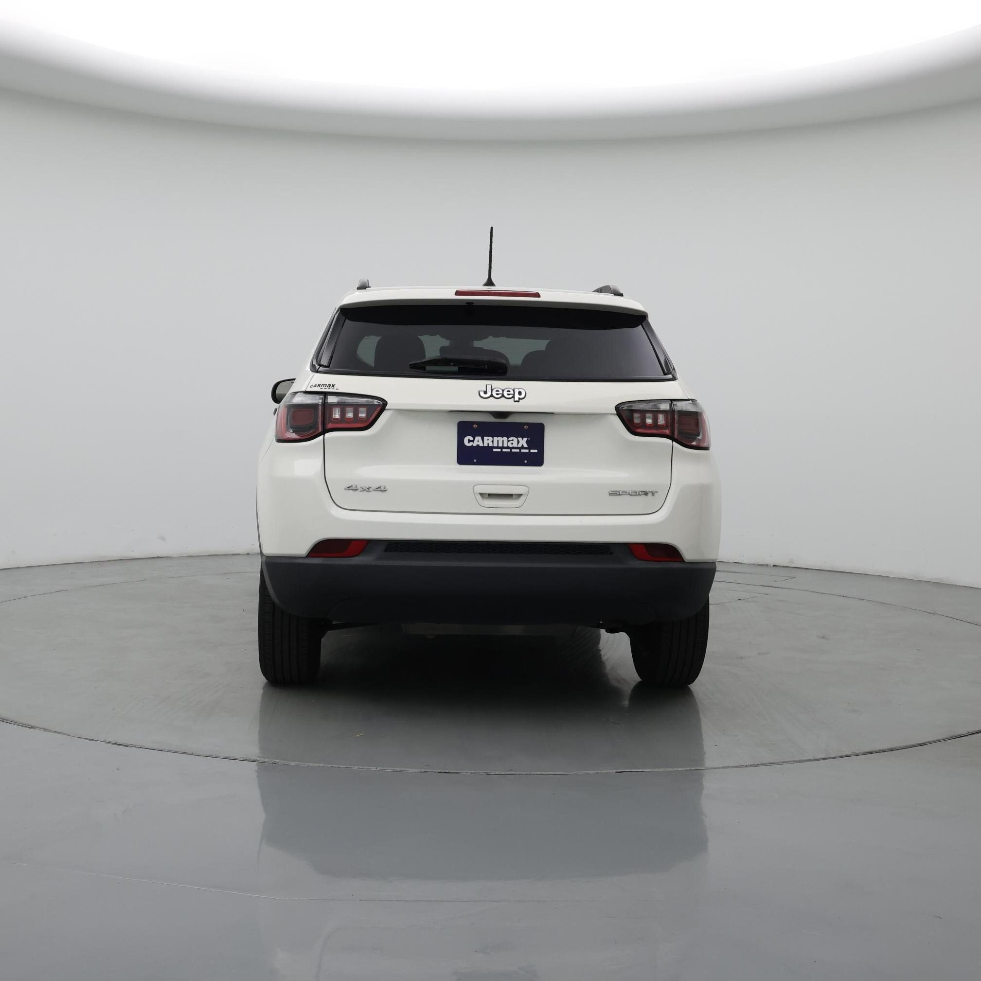 Thumbnail: 2018 Jeep Compass - 3