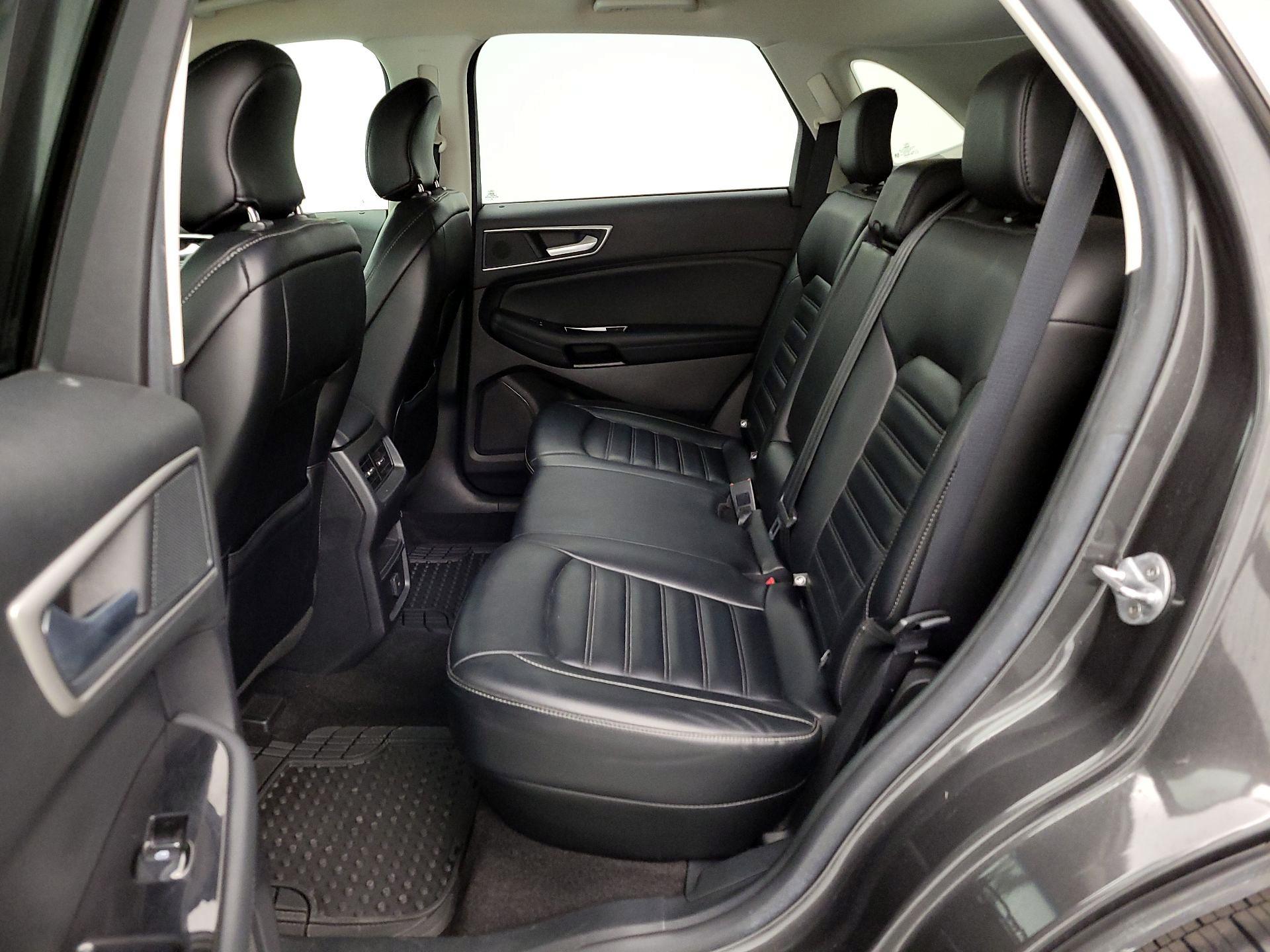 Thumbnail: 2019 Ford Edge - 19