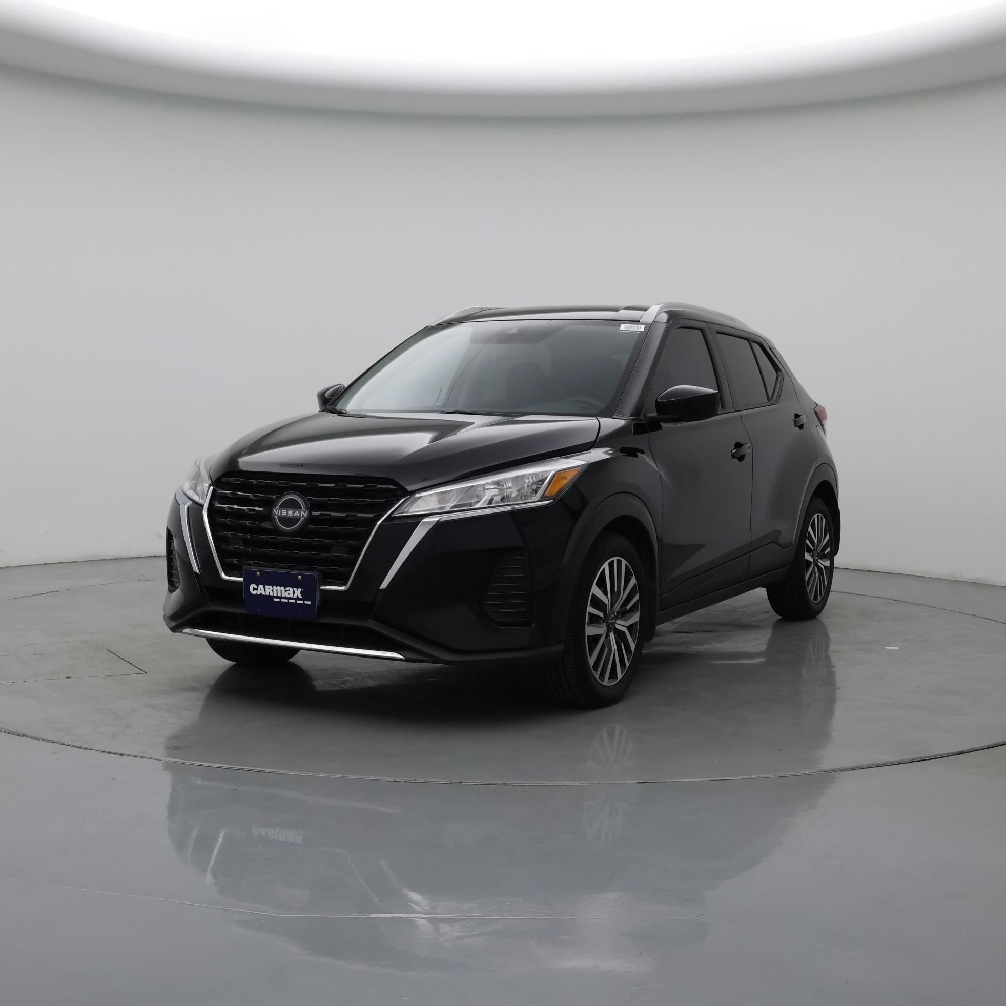 Thumbnail: 2023 Nissan Kicks - 4