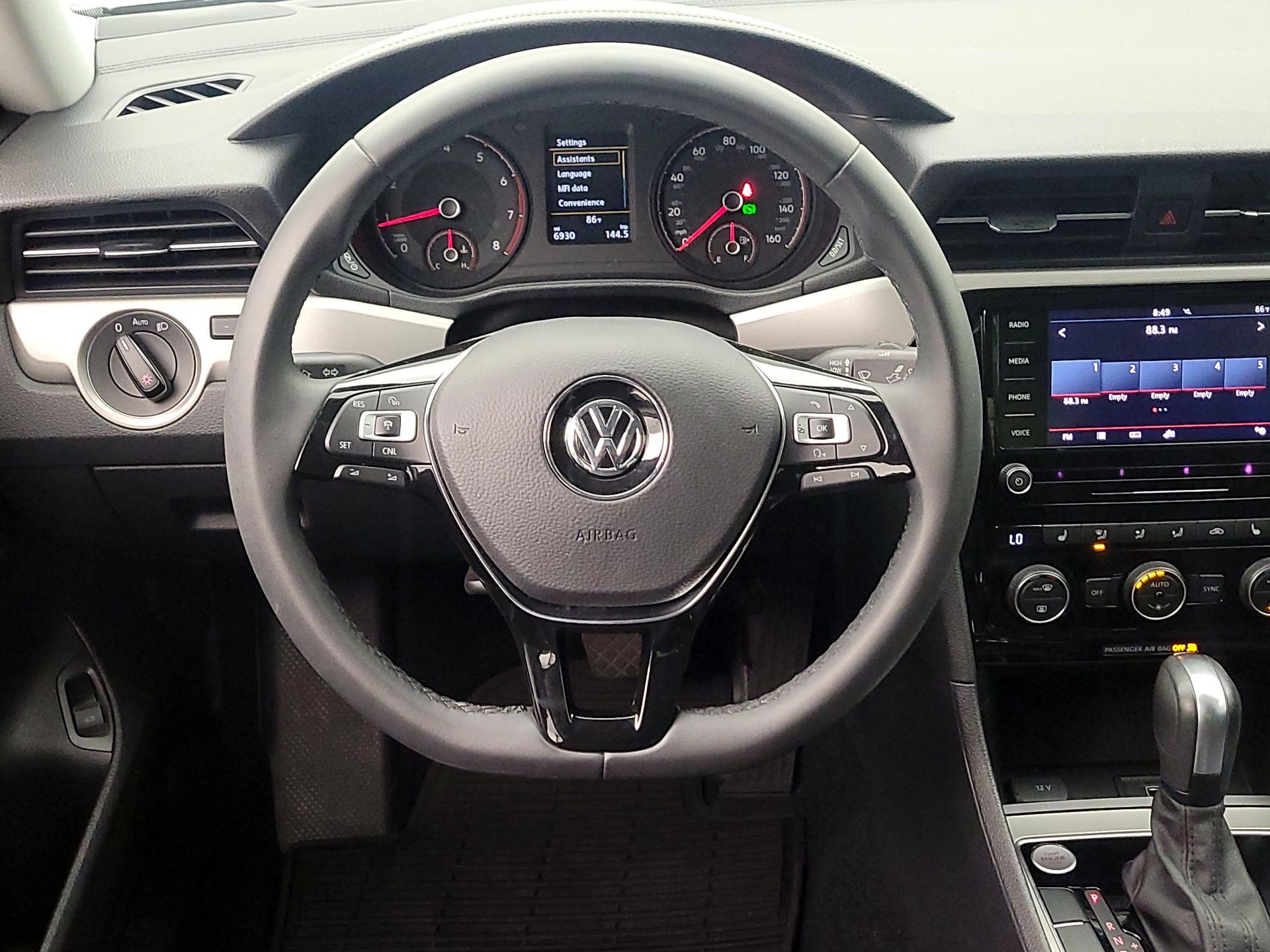 Thumbnail: 2021 Volkswagen Passat - 10