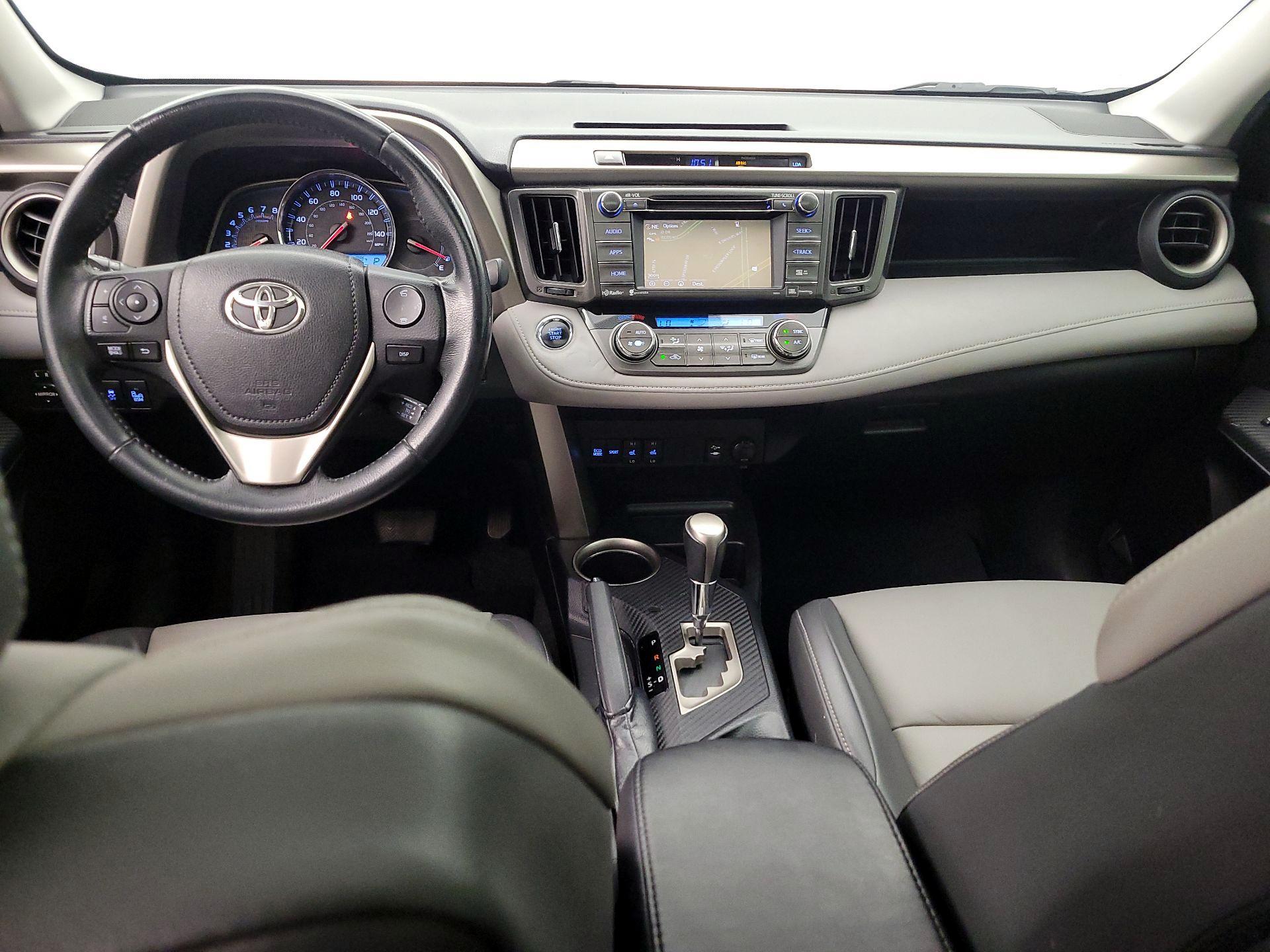 Thumbnail: 2015 Toyota RAV4 - 9
