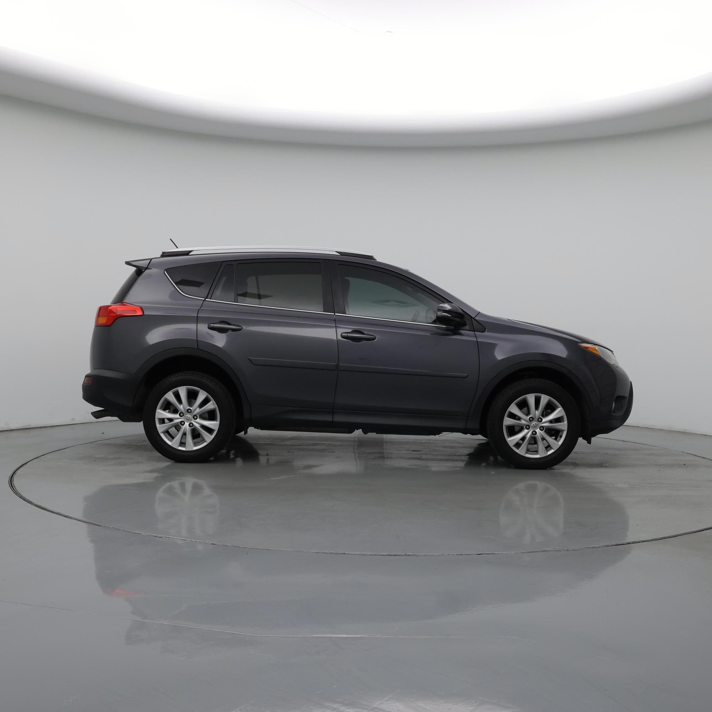 Thumbnail: 2015 Toyota RAV4 - 7