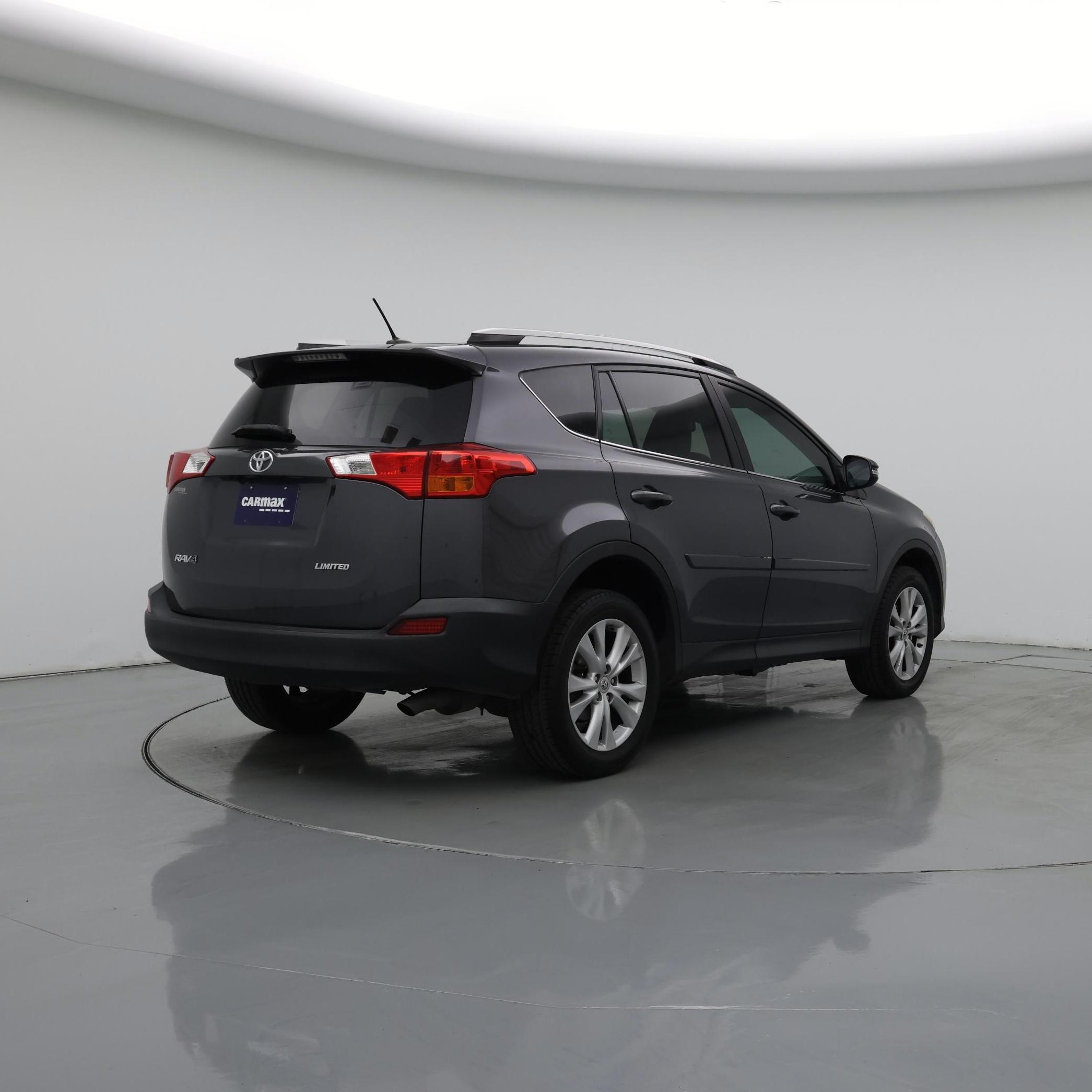 Thumbnail: 2015 Toyota RAV4 - 8