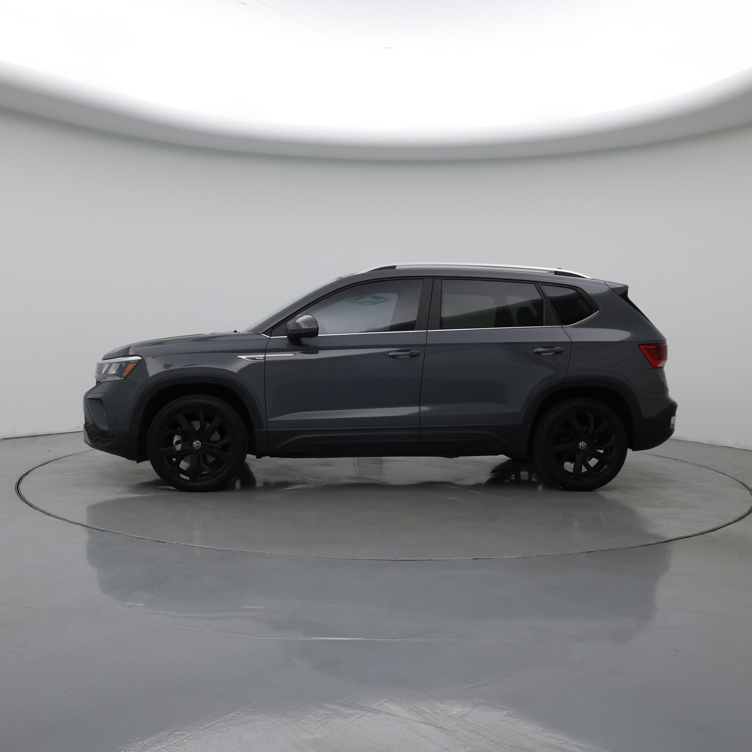 Thumbnail: 2022 Volkswagen Taos - 3
