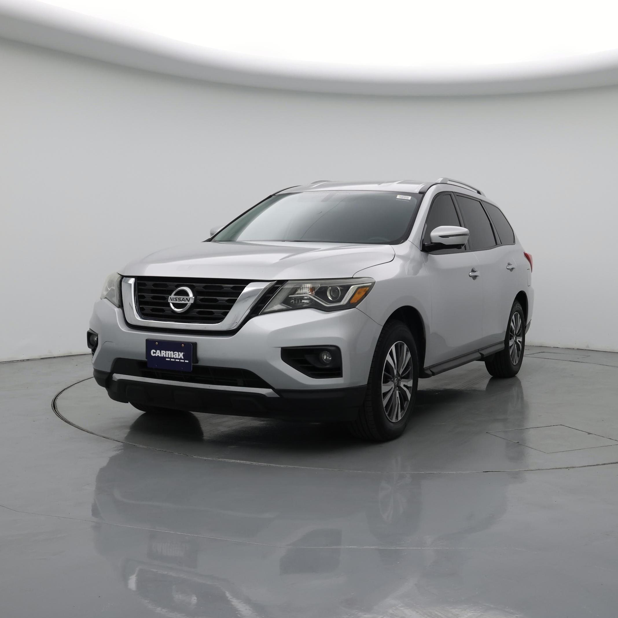 Thumbnail: 2017 Nissan Pathfinder - 4