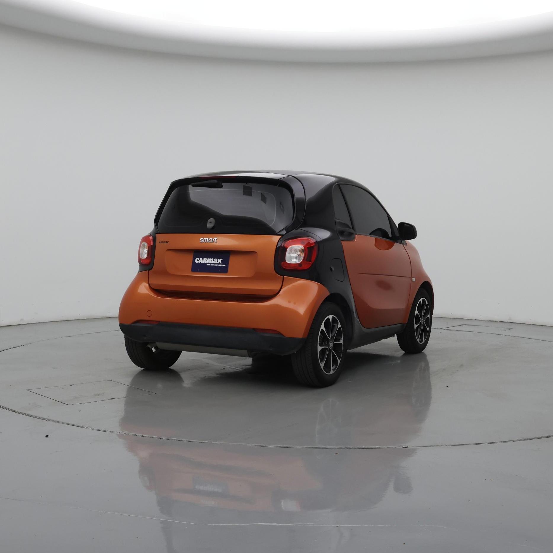 Thumbnail: 2016 smart fortwo - 8