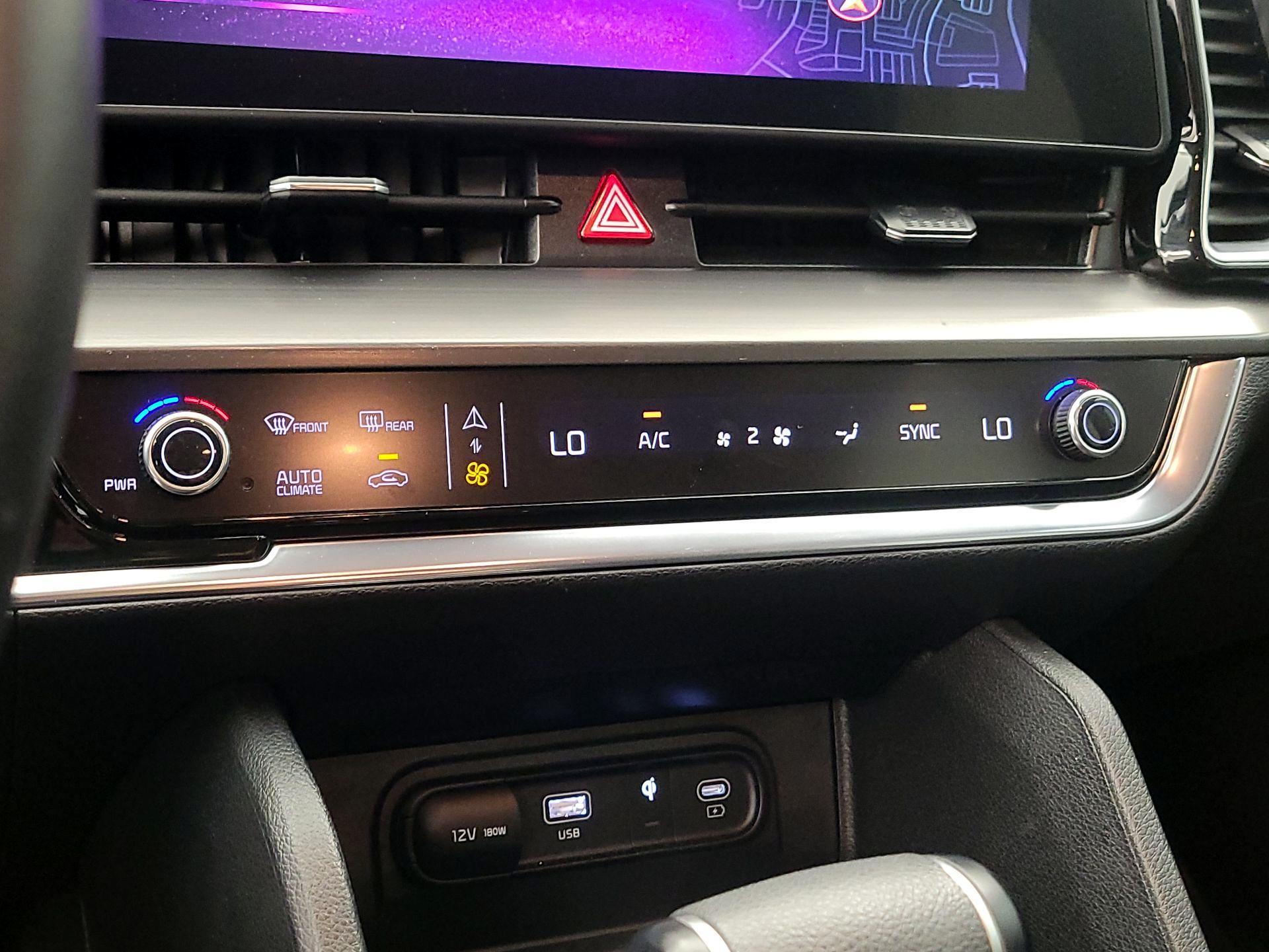 Thumbnail: 2024 Kia Sportage - 17