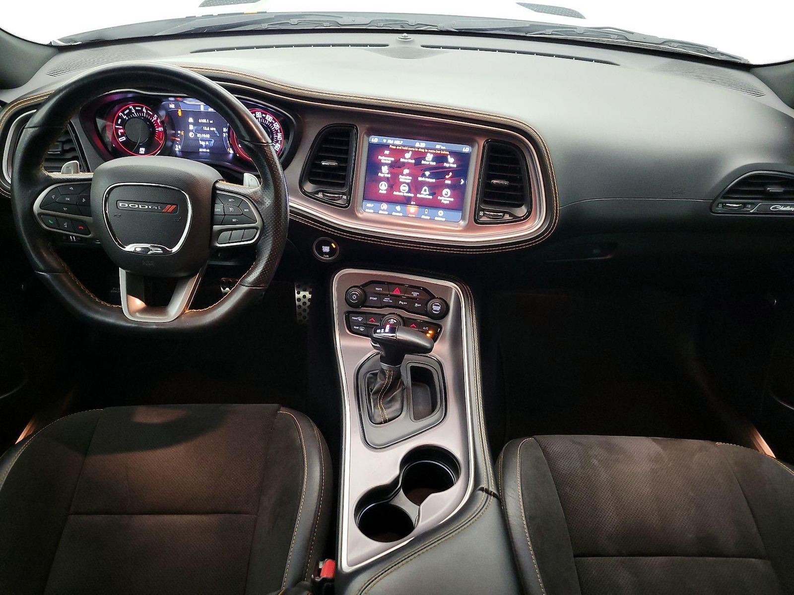 2022 Dodge Challenger GT - Photo 10