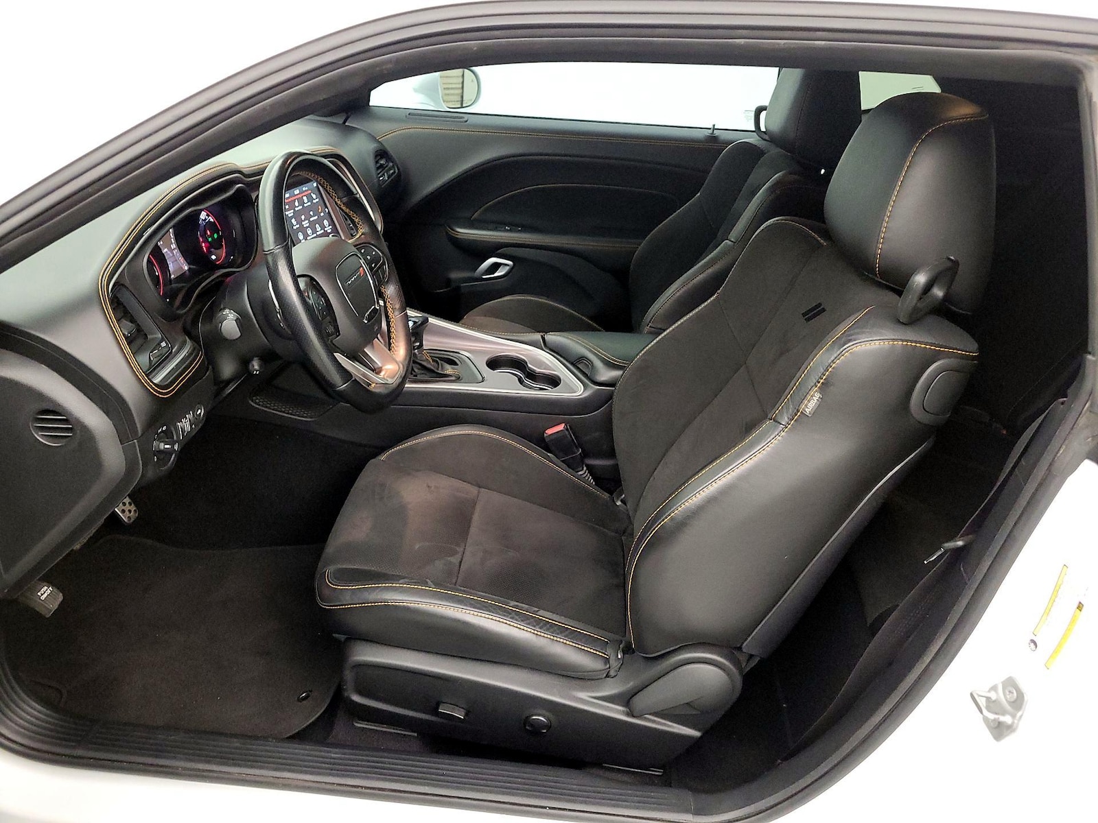 2022 Dodge Challenger GT - Photo 12
