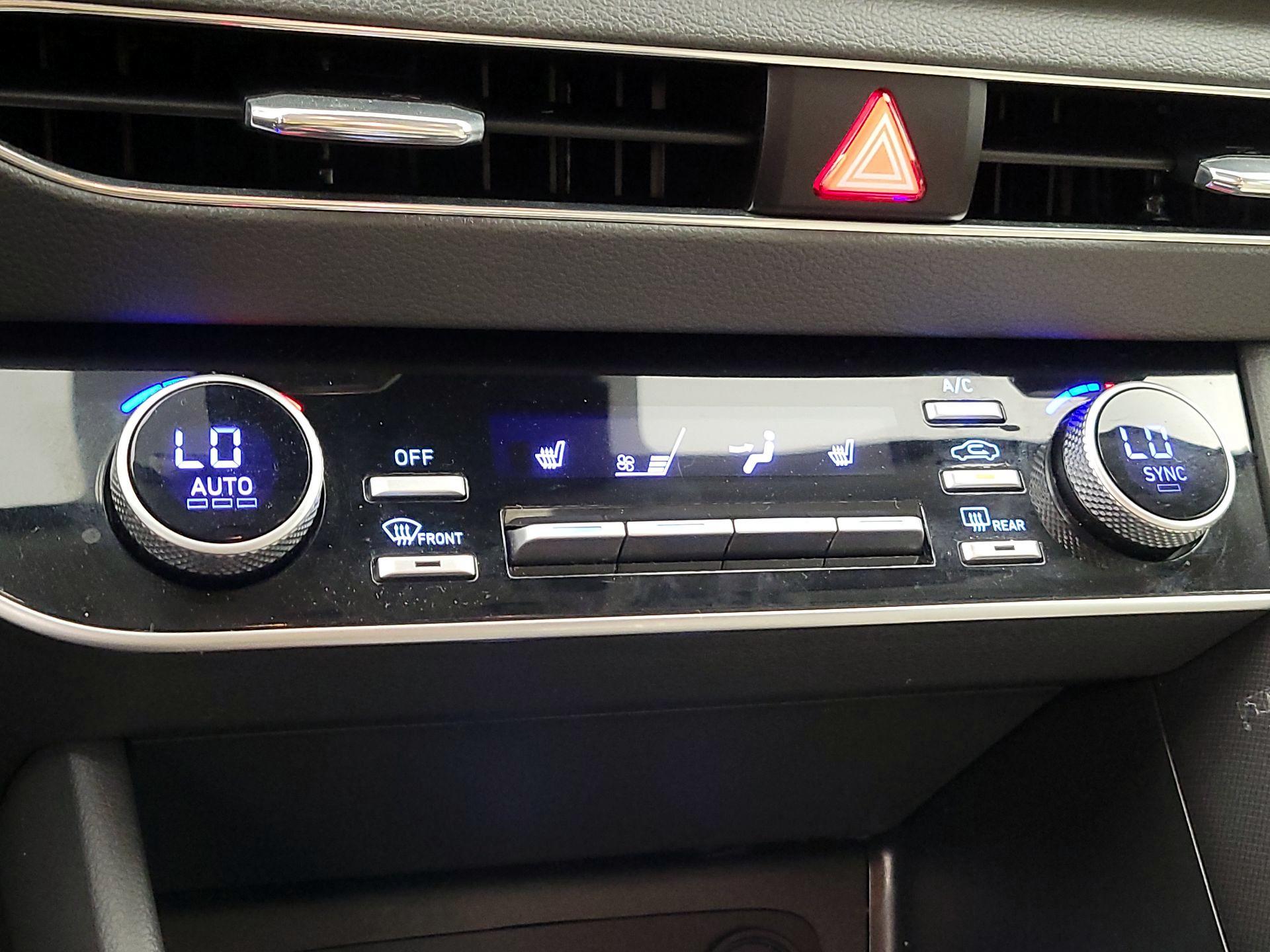 Thumbnail: 2023 Hyundai Sonata - 17