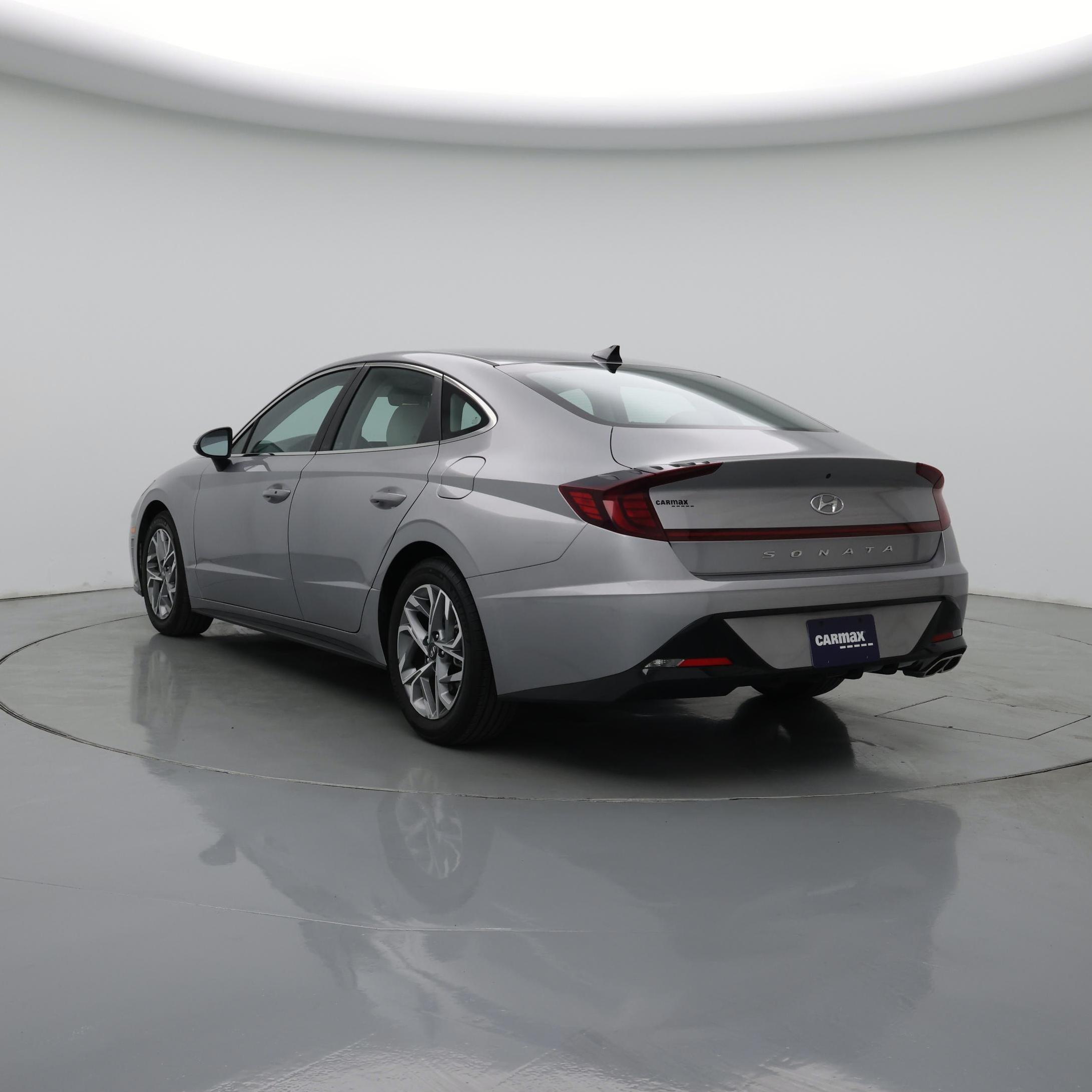 Thumbnail: 2023 Hyundai Sonata - 2