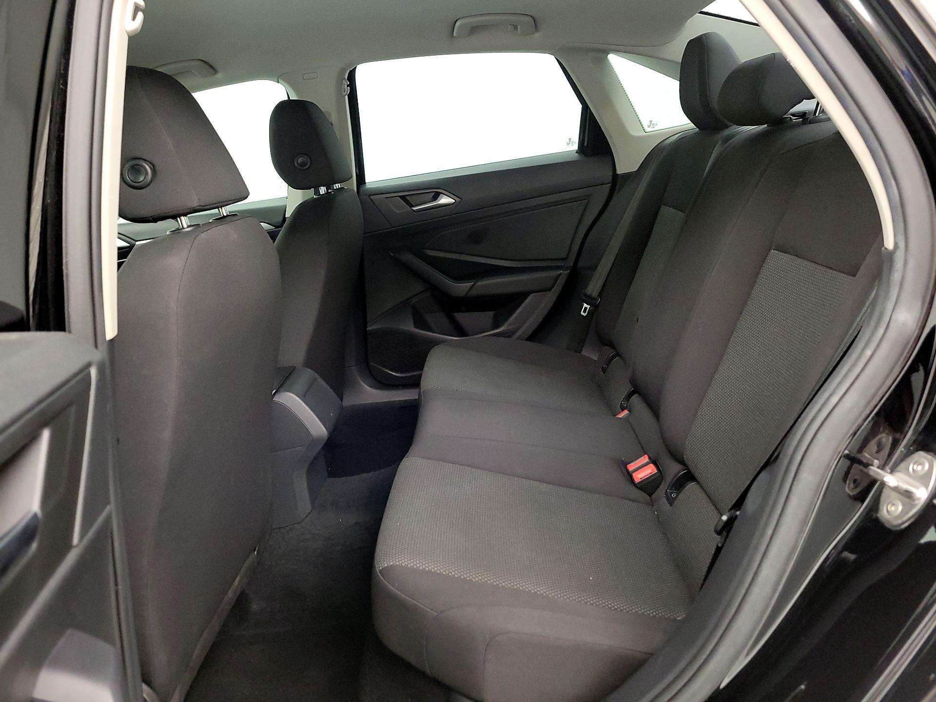 Thumbnail: 2019 Volkswagen Jetta - 19
