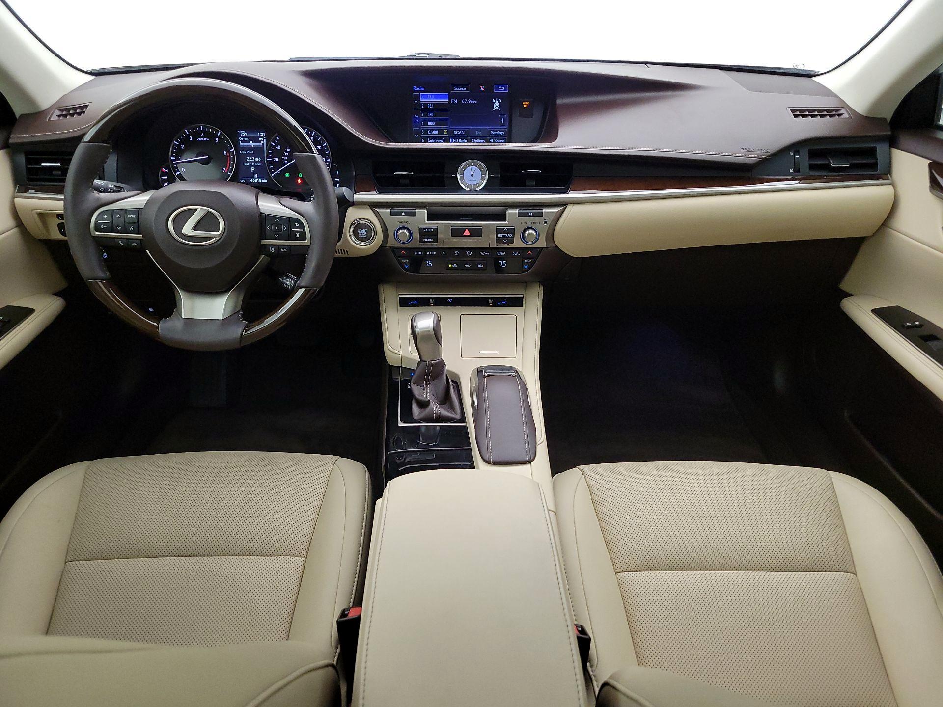 Thumbnail: 2016 Lexus ES - 9