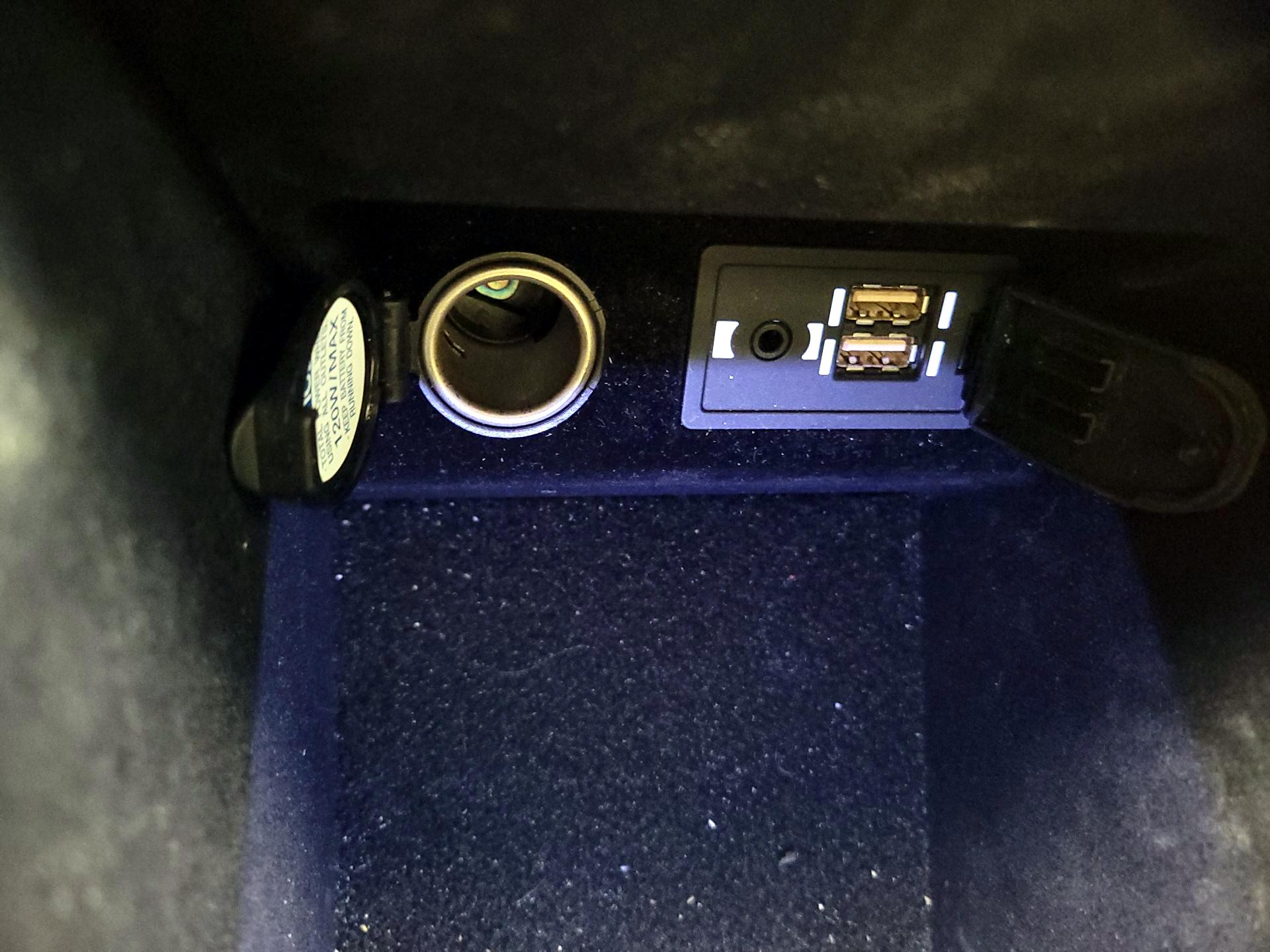 Thumbnail: 2016 Lexus ES - 18