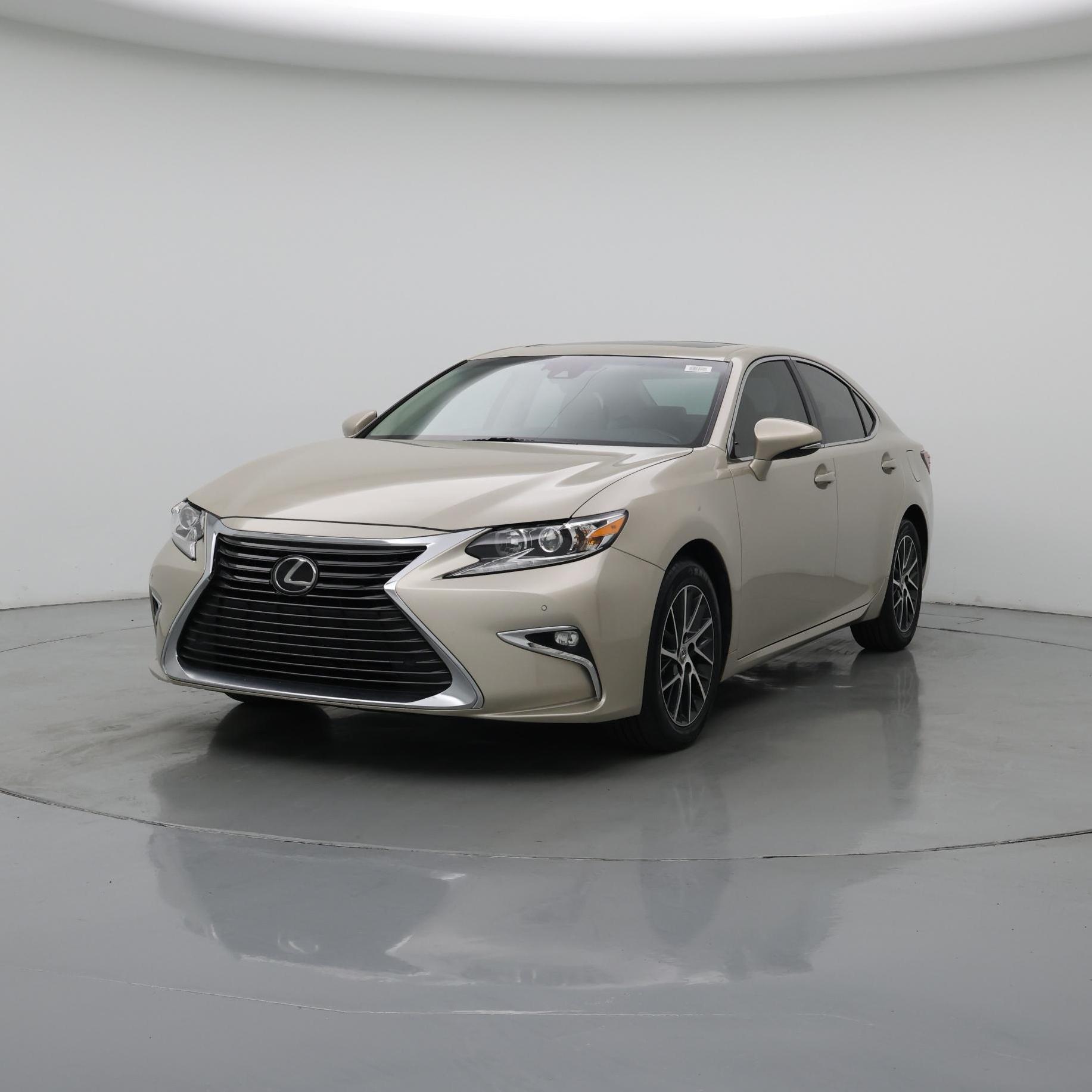 Thumbnail: 2016 Lexus ES - 4