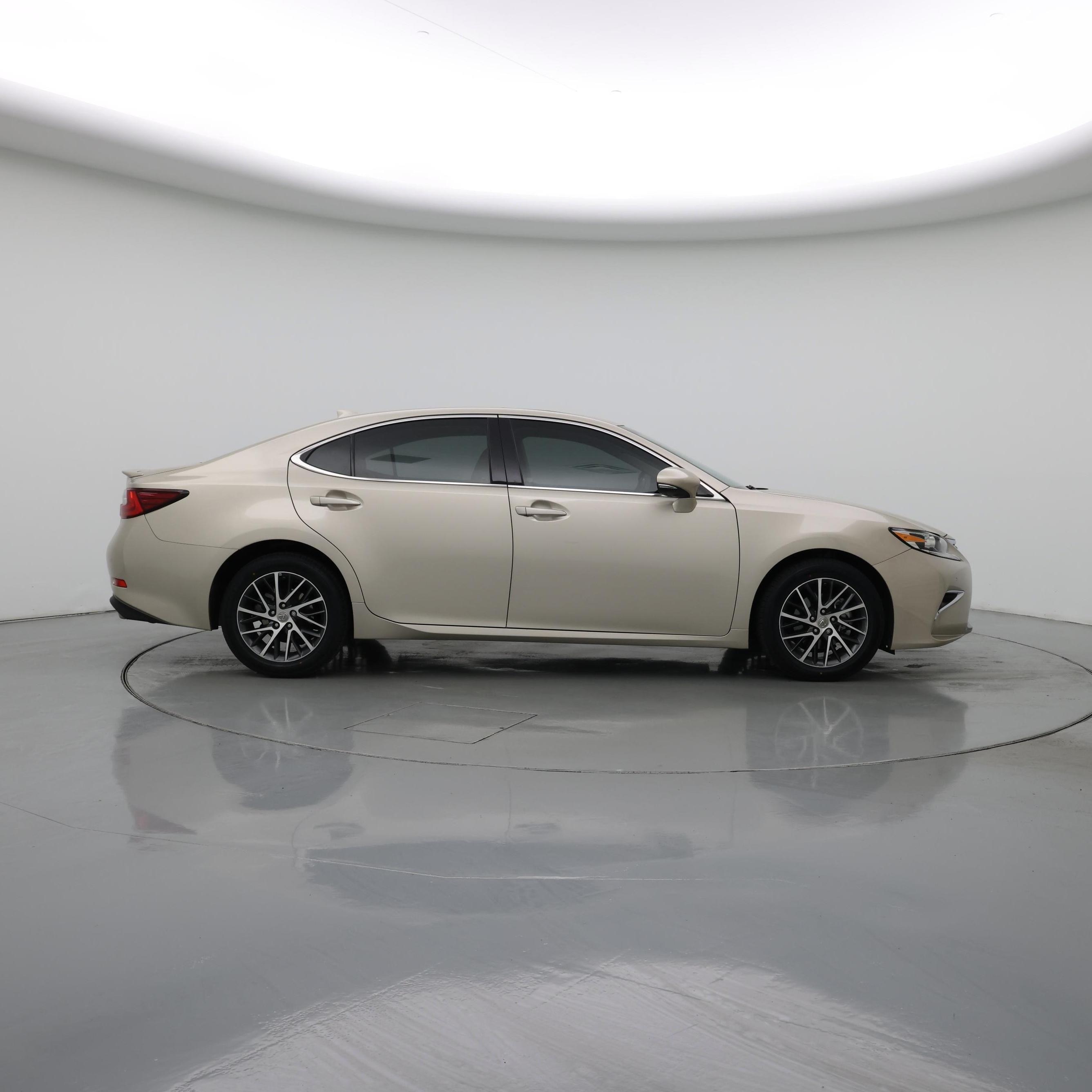 Thumbnail: 2016 Lexus ES - 7