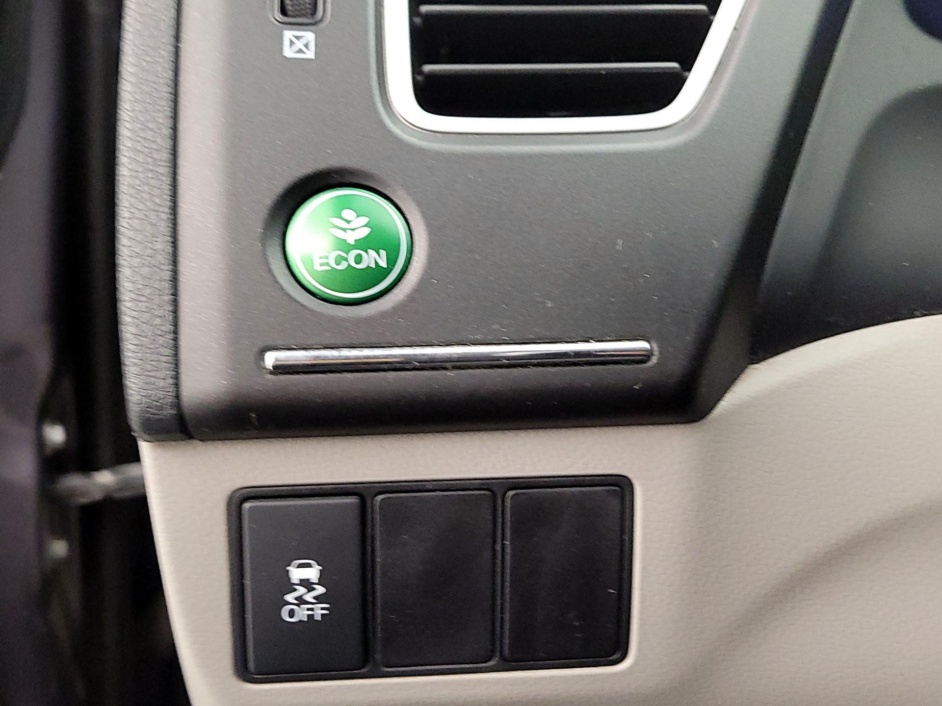 Thumbnail: 2014 Honda Civic - 13